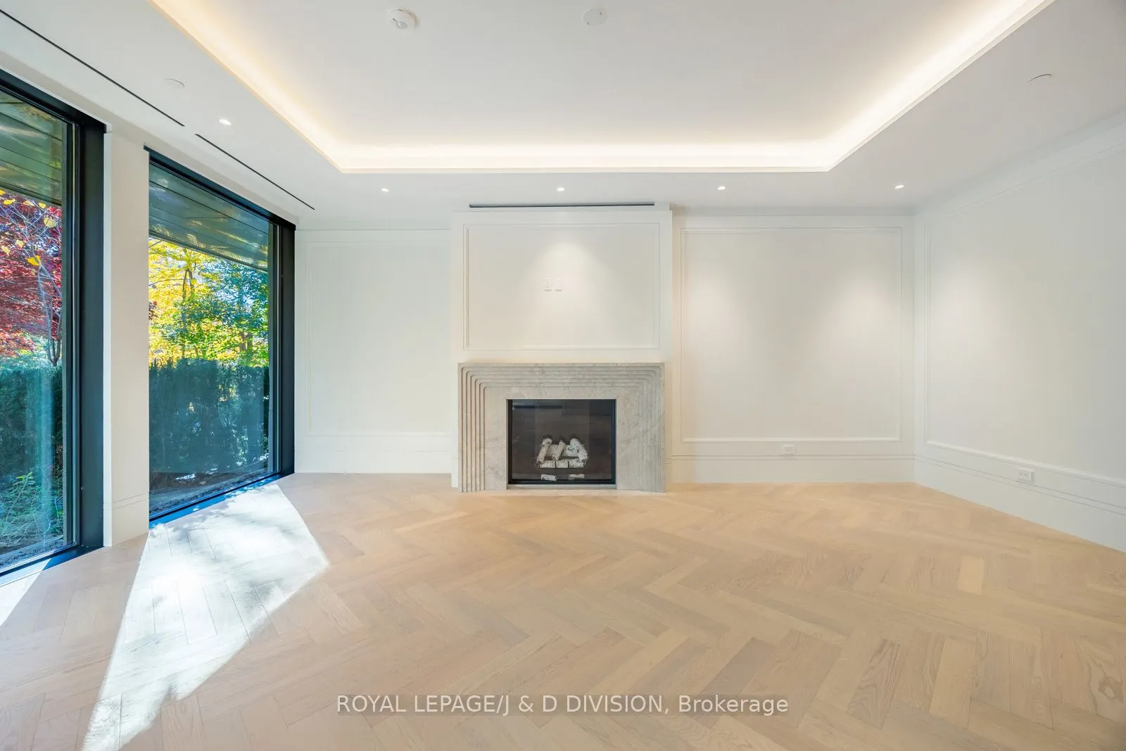 7 Dale Avenue, #105