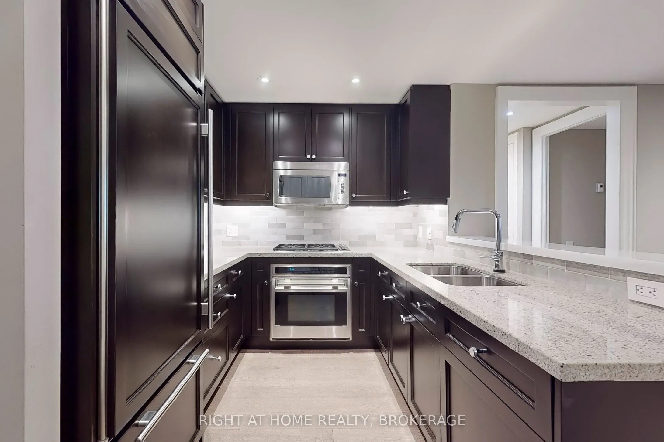 155 St Clair Avenue W, #307