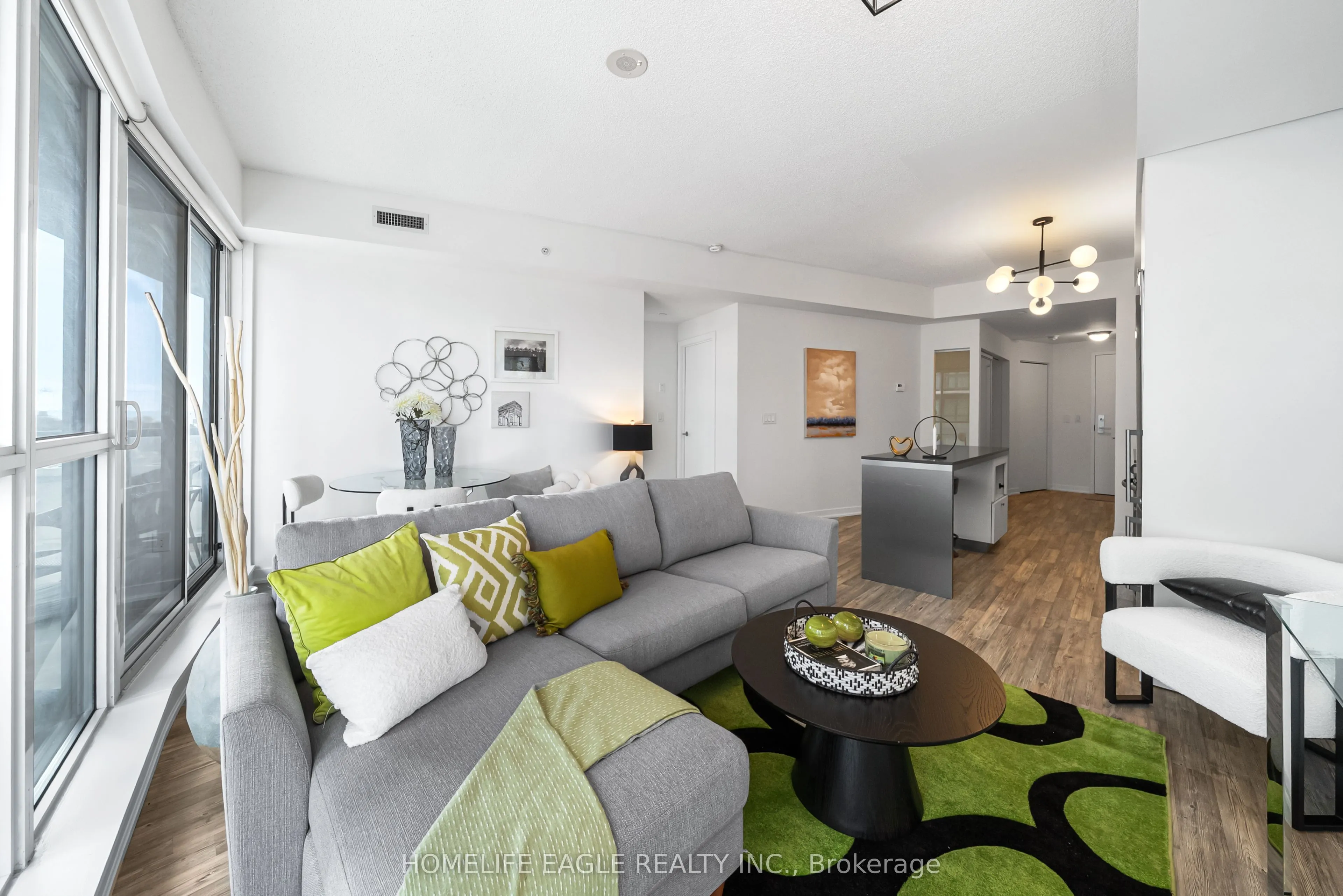 51 East Liberty Street, #706