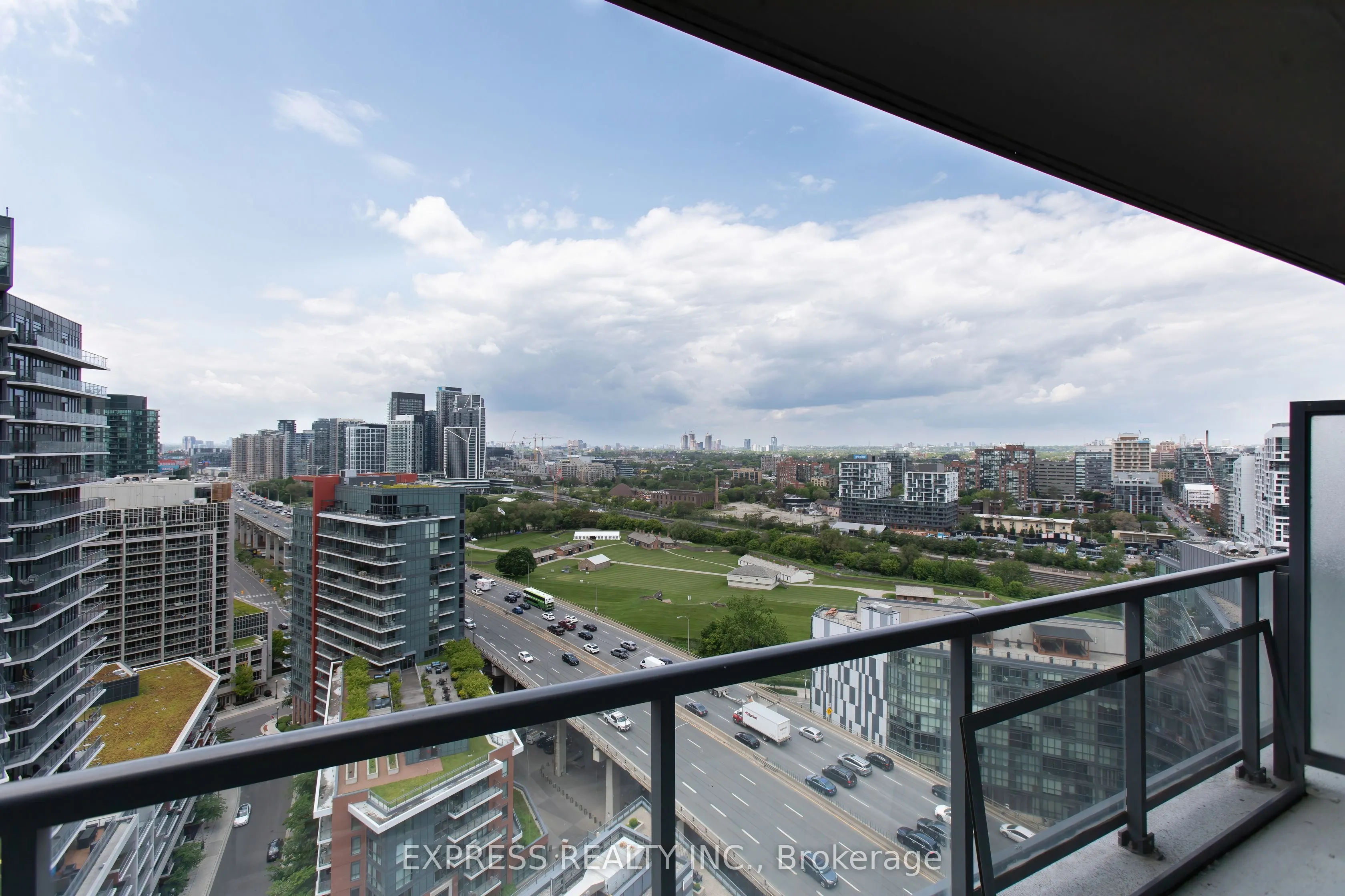 20 Bruyeres Mews, #2312