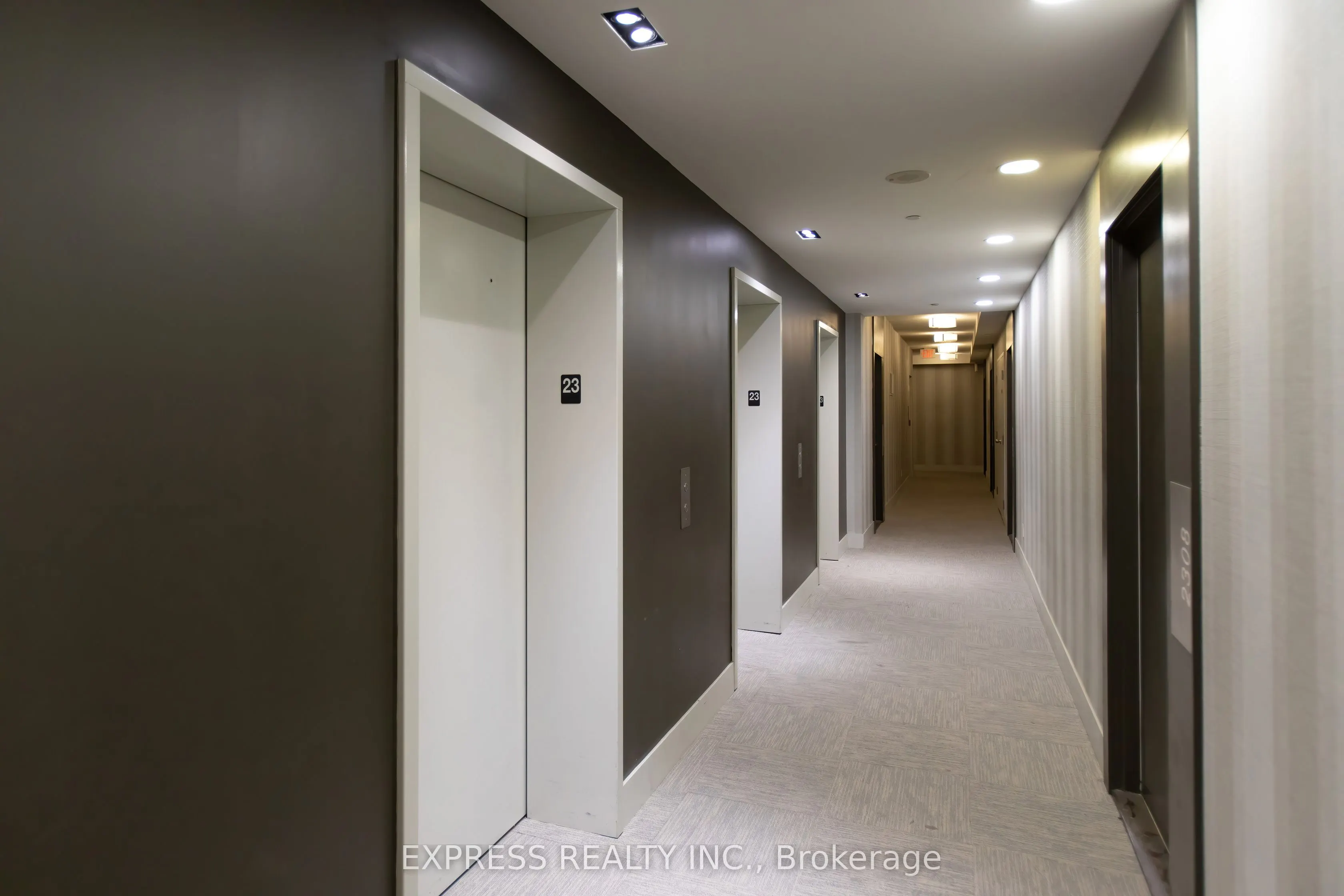 20 Bruyeres Mews, #2312