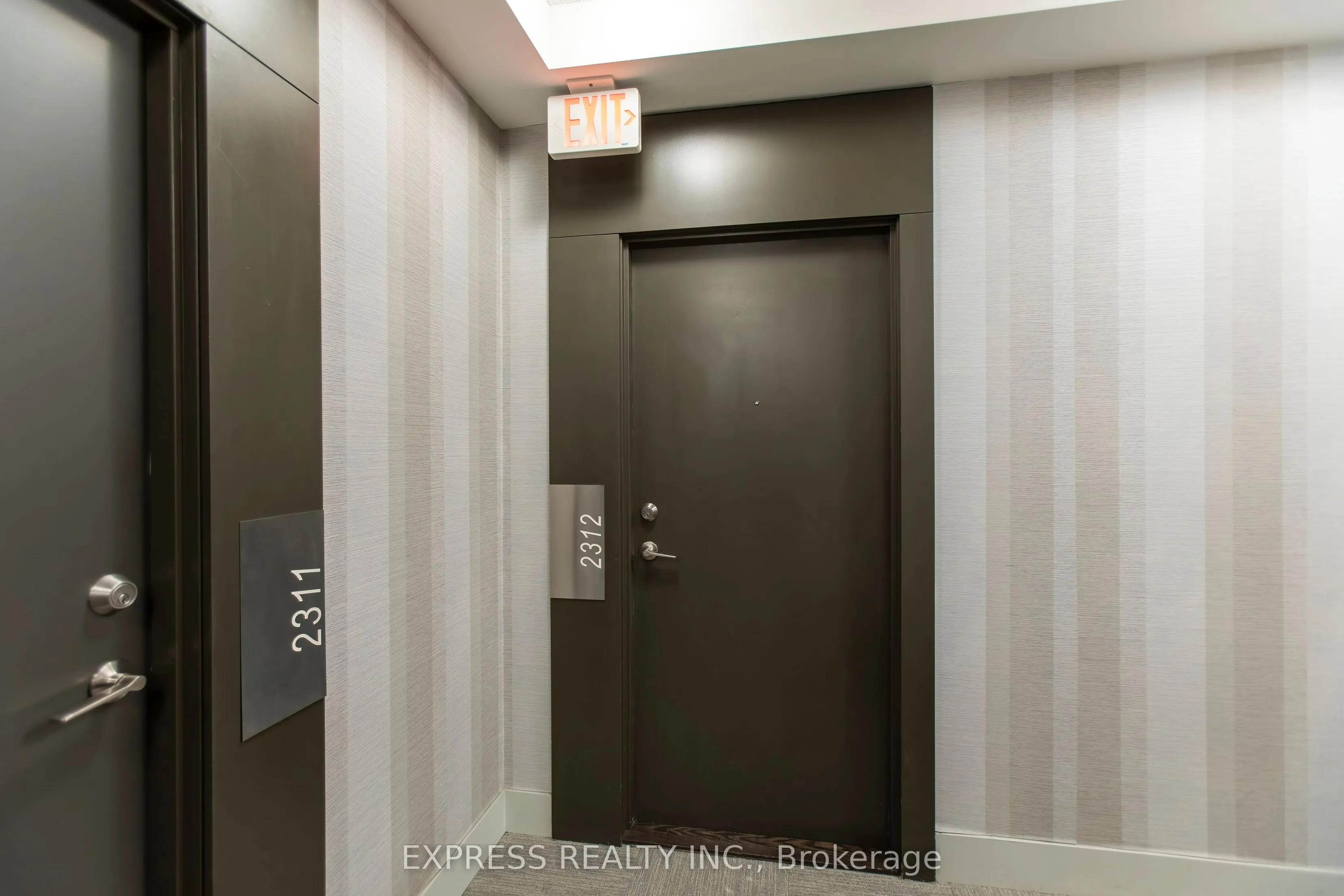 20 Bruyeres Mews, #2312