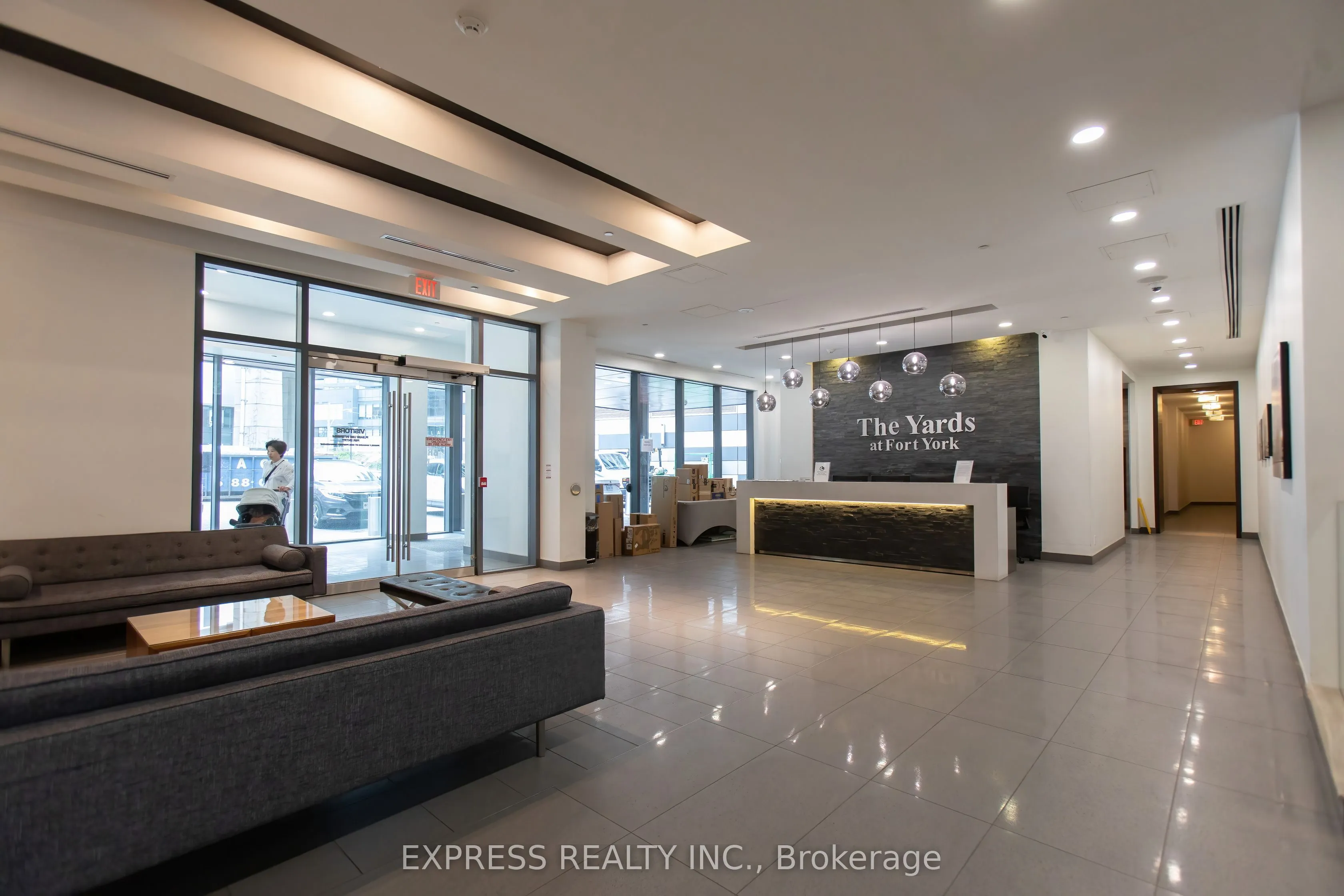 20 Bruyeres Mews, #2312
