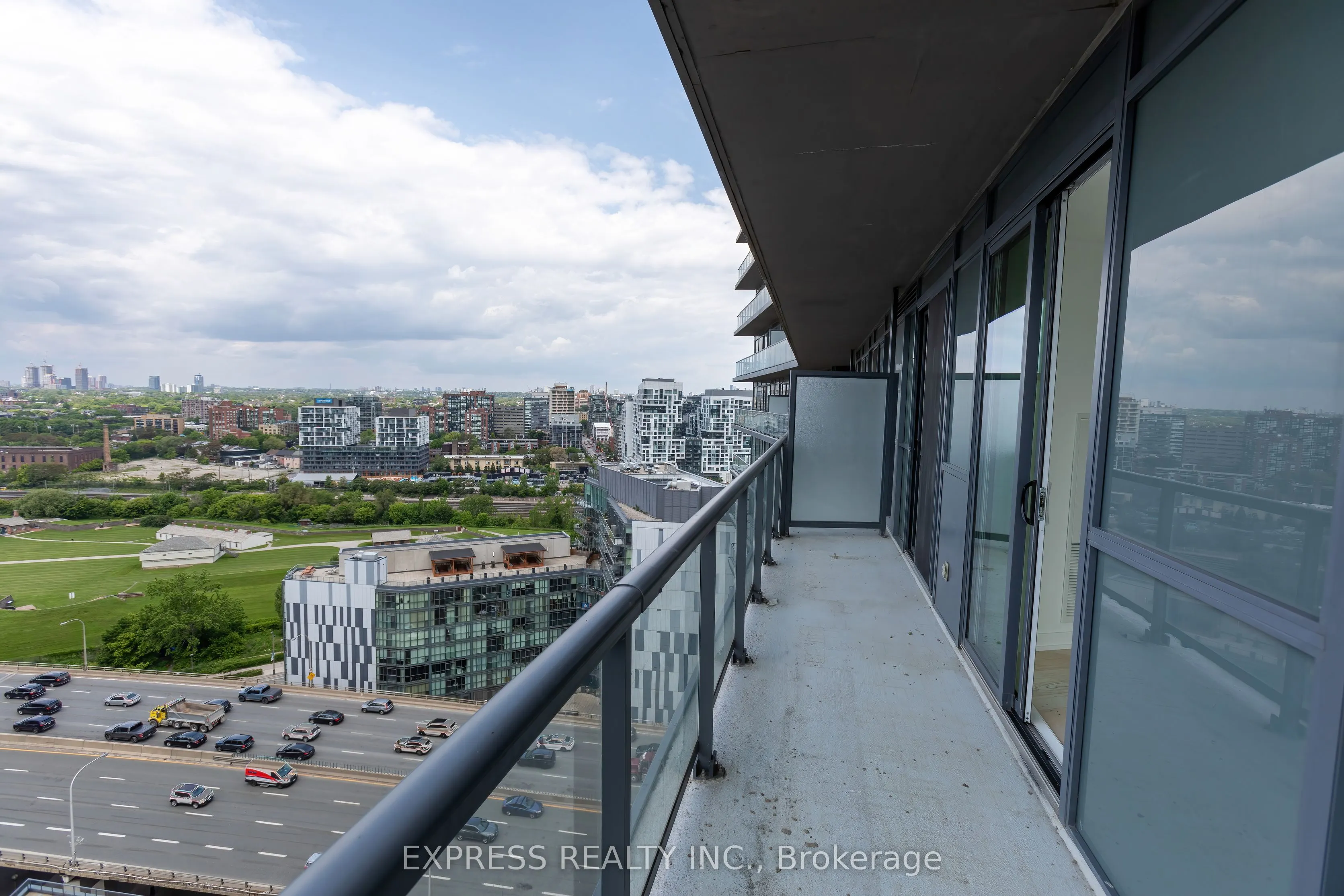 20 Bruyeres Mews, #2312
