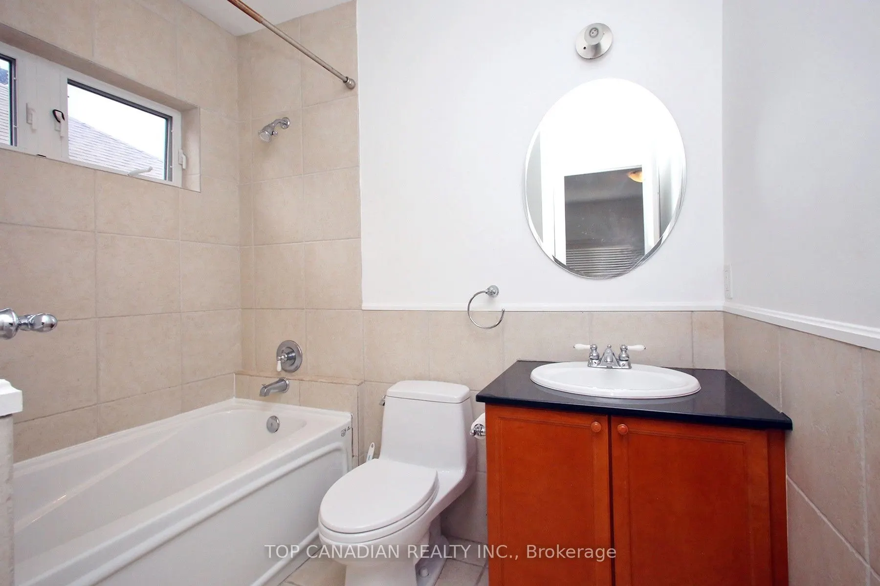 374 Glengarry Avenue