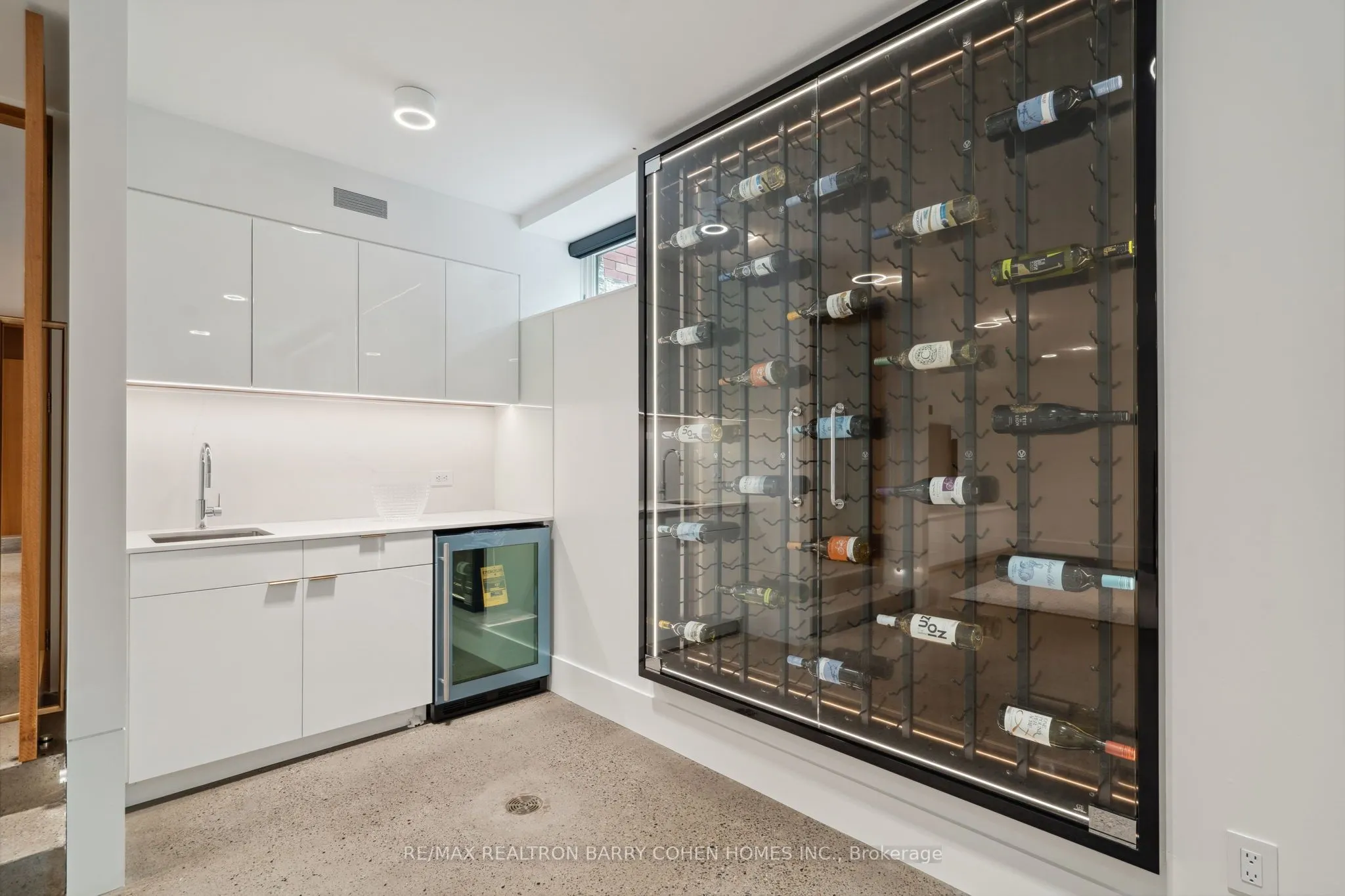 135 Crescent Road
