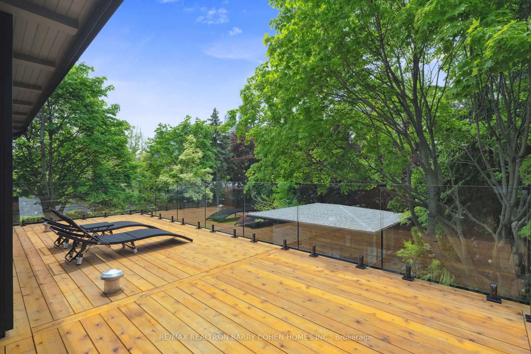 135 Crescent Road