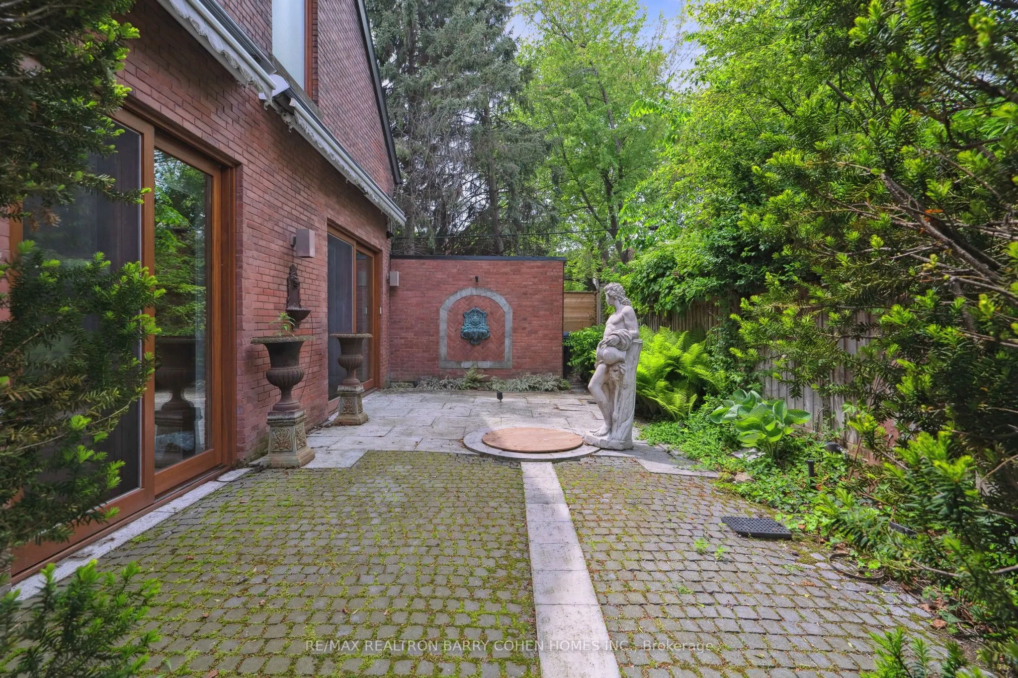 135 Crescent Road