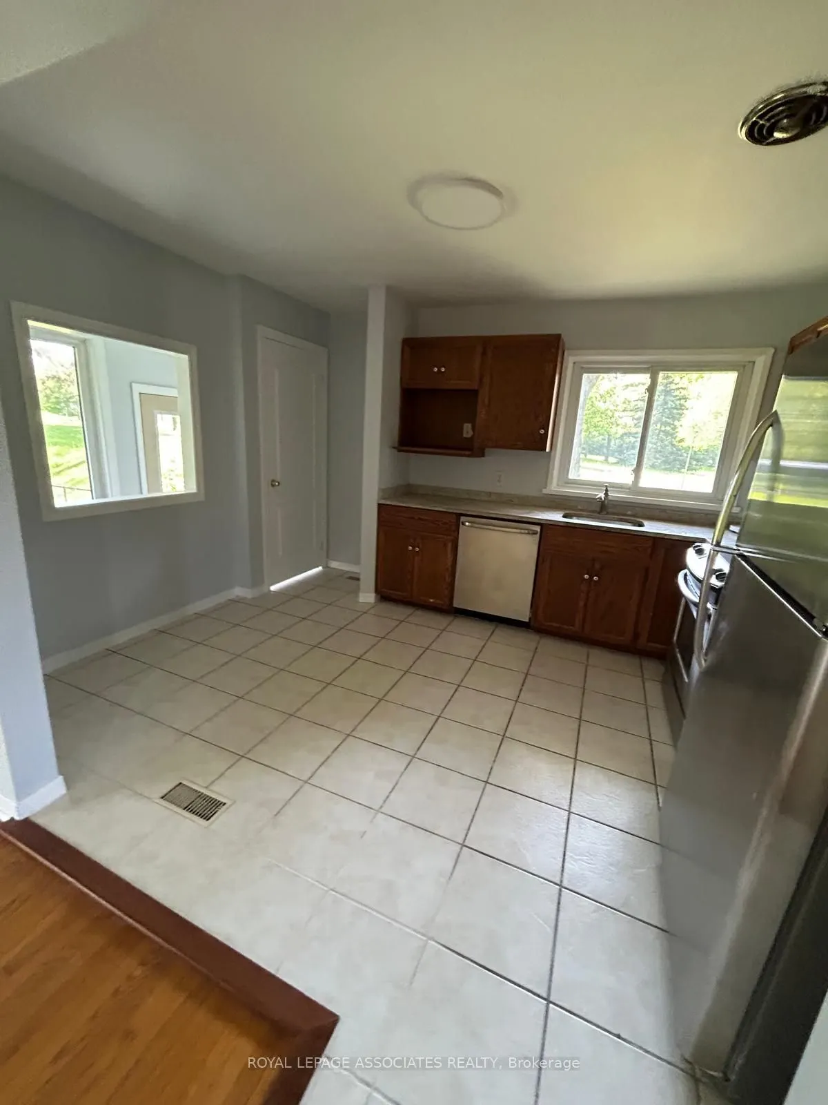 98 Wigmore Drive #Main