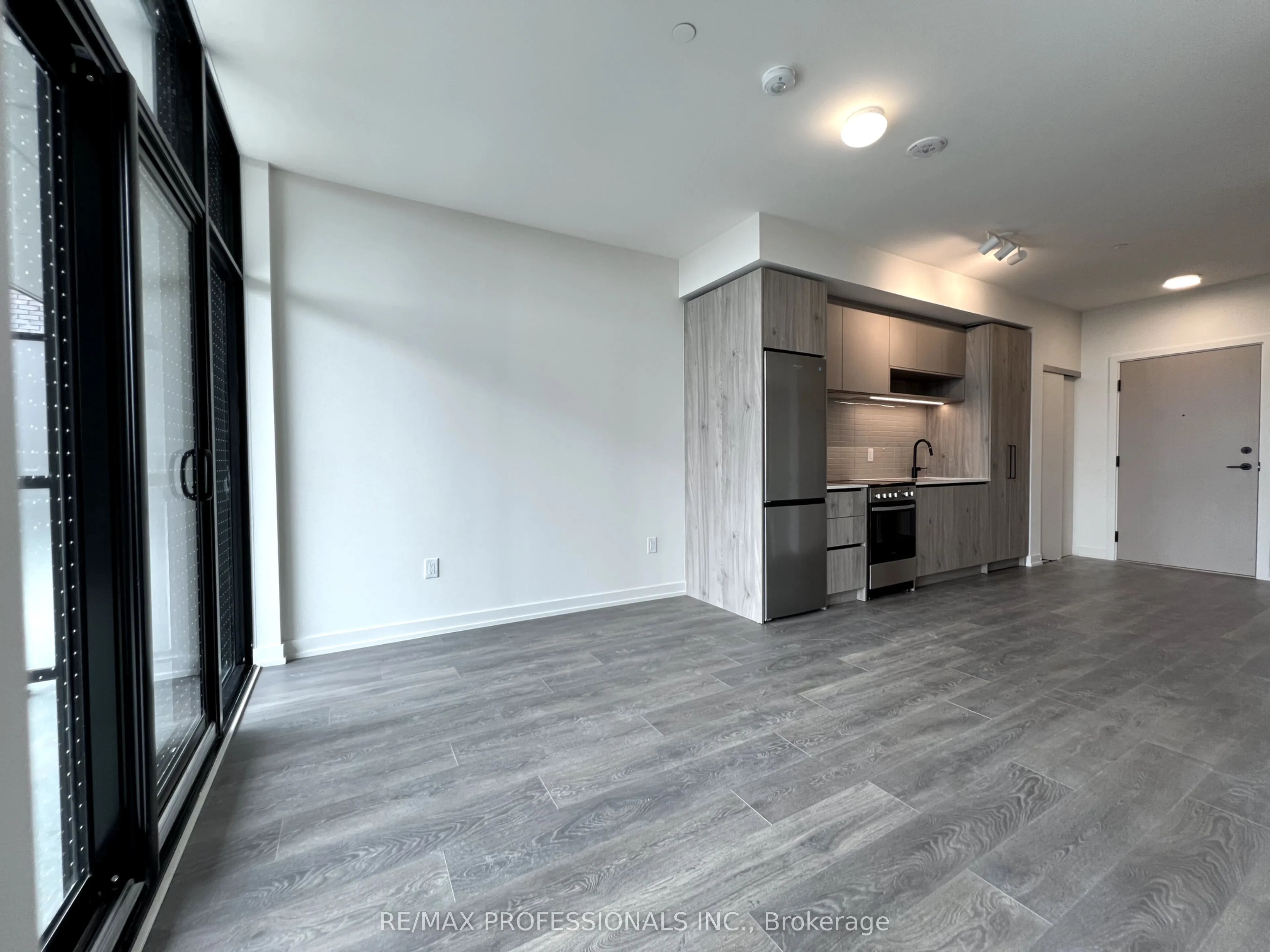 181 Sterling Road, #503