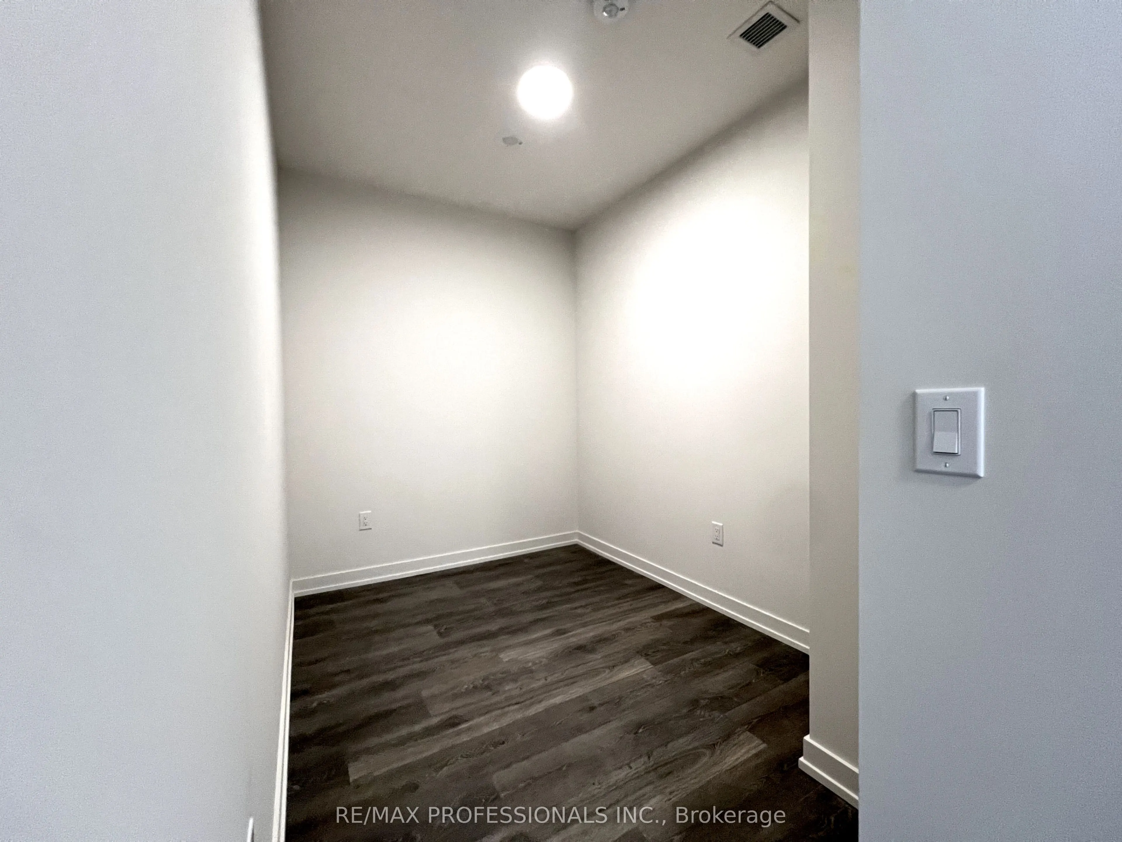 181 Sterling Road, #503