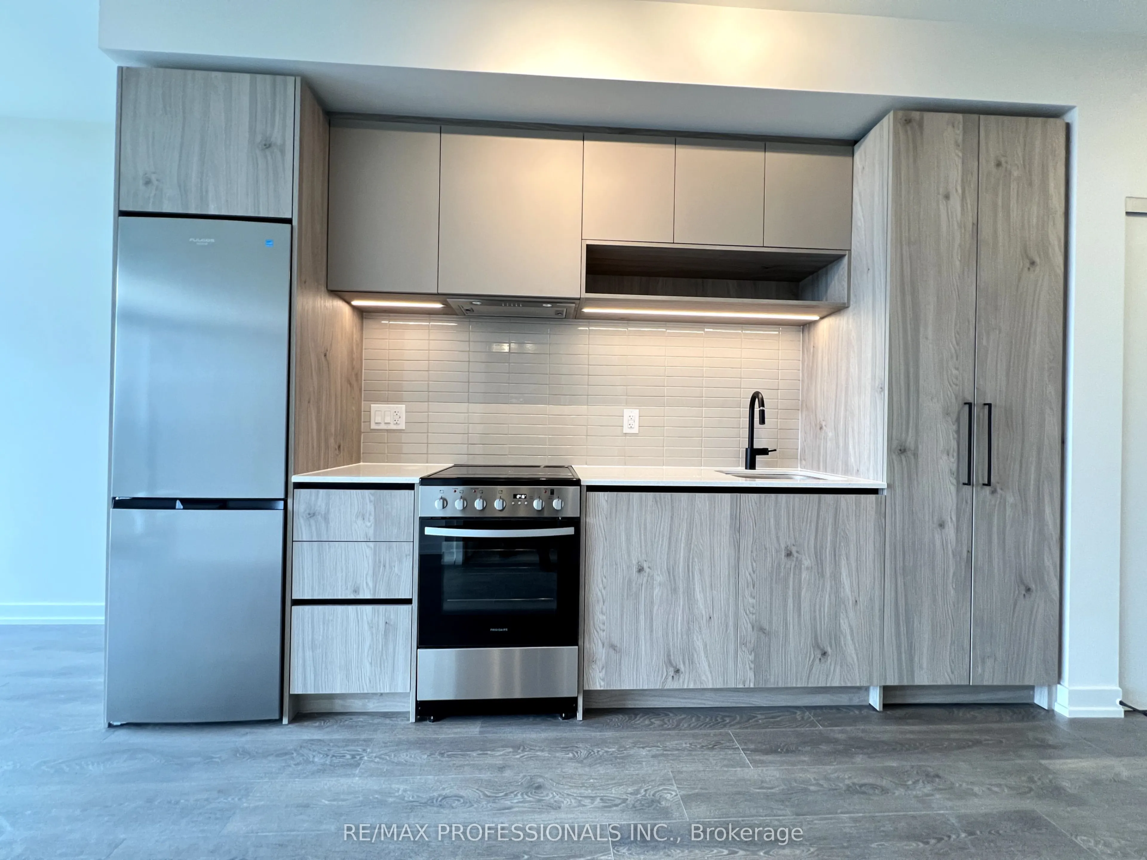 181 Sterling Road, #503