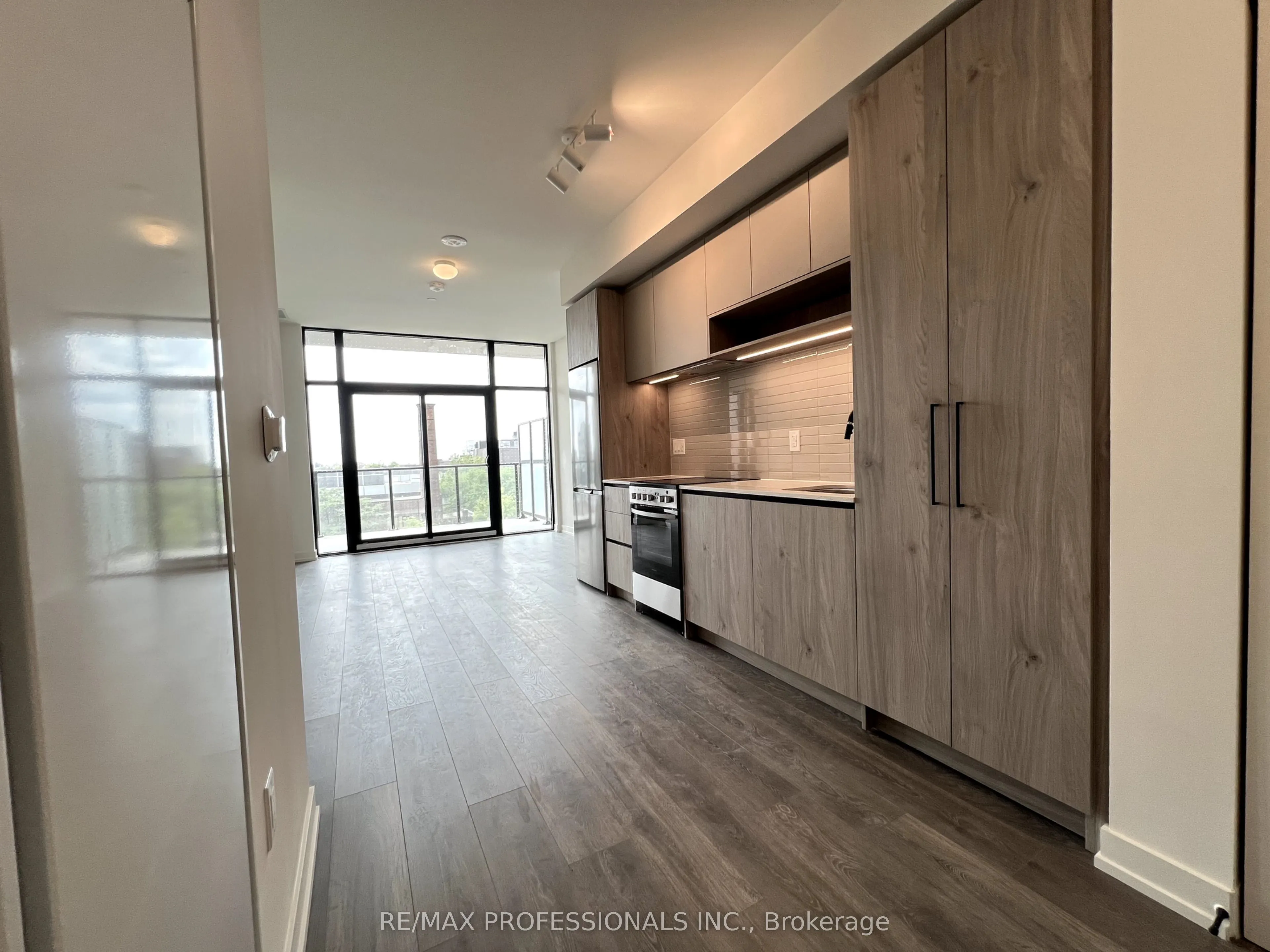181 Sterling Road, #503