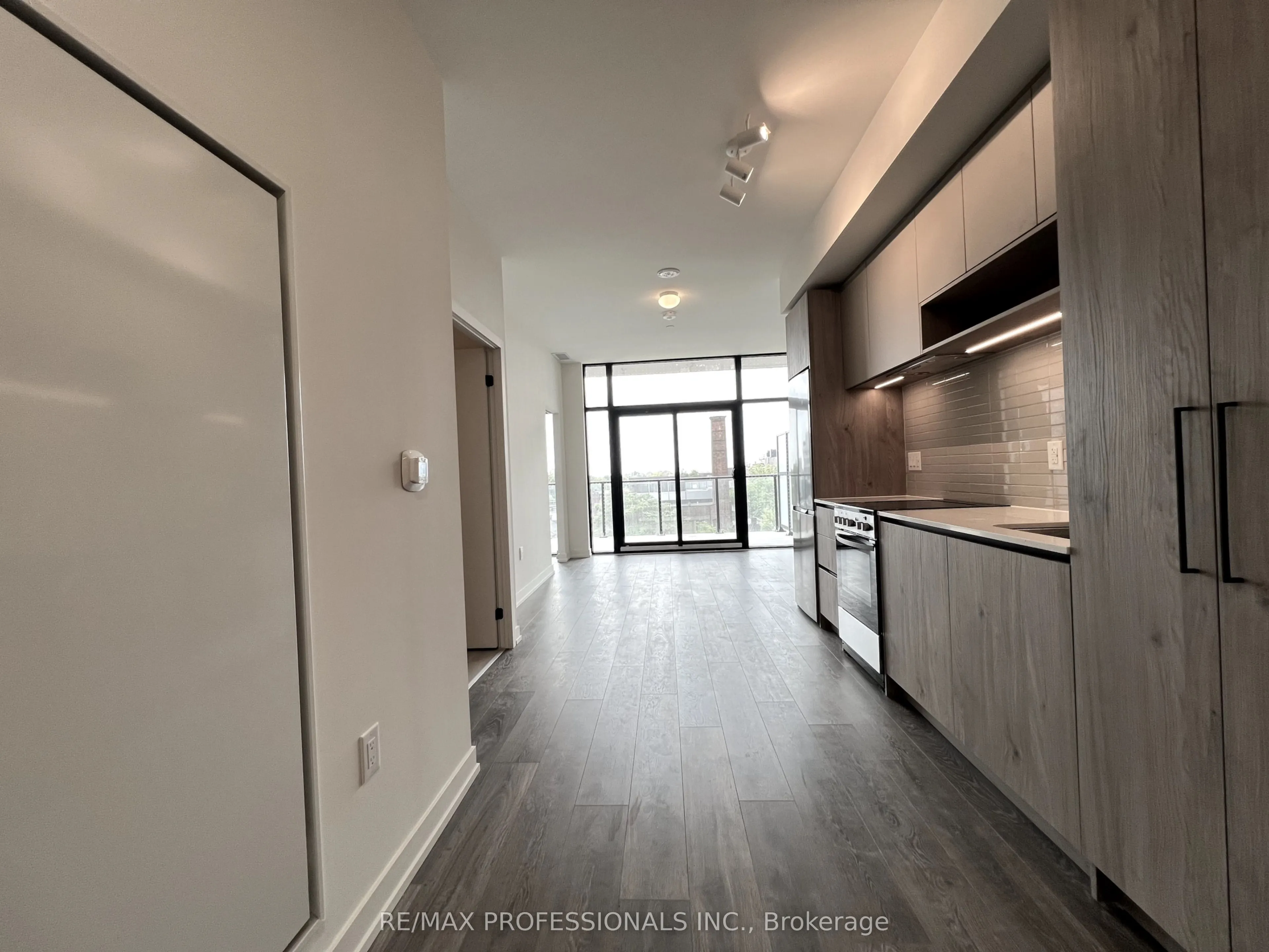 181 Sterling Road, #503