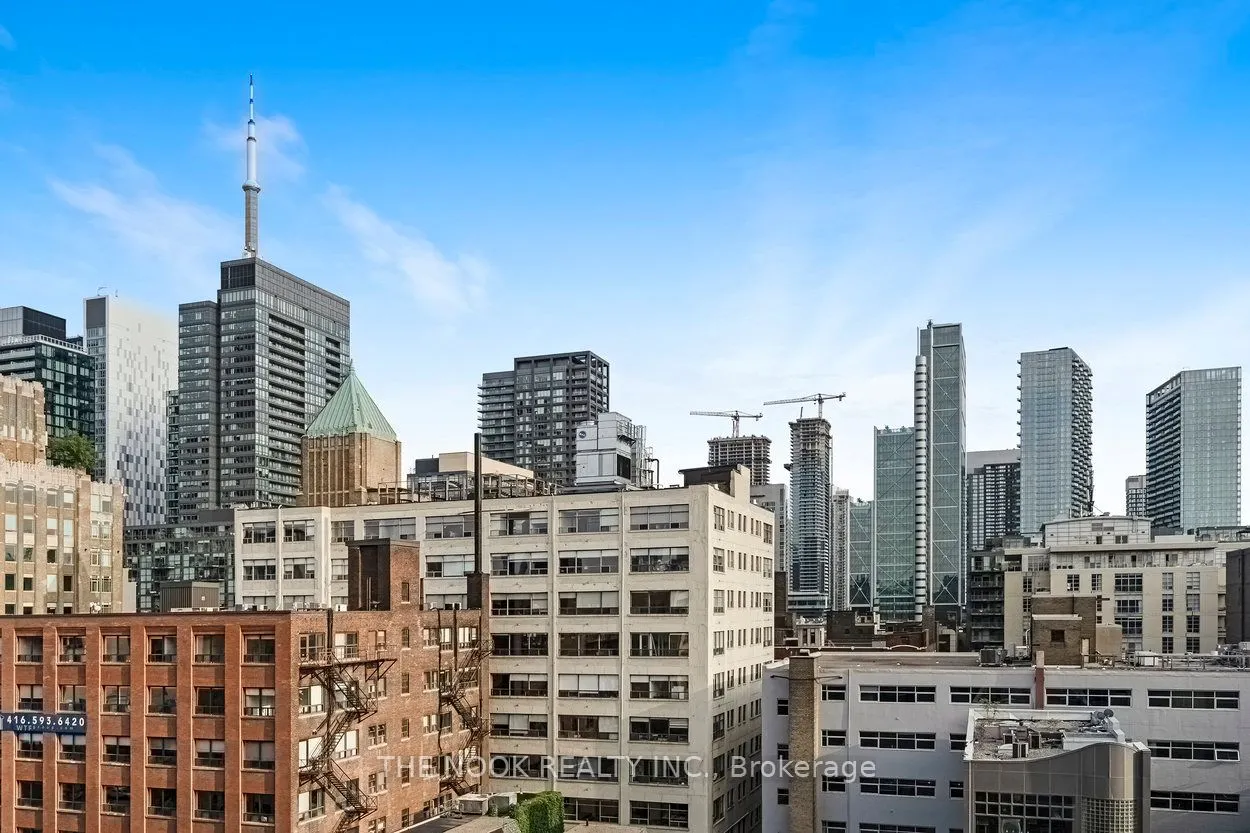 435 Richmond Street W, #808