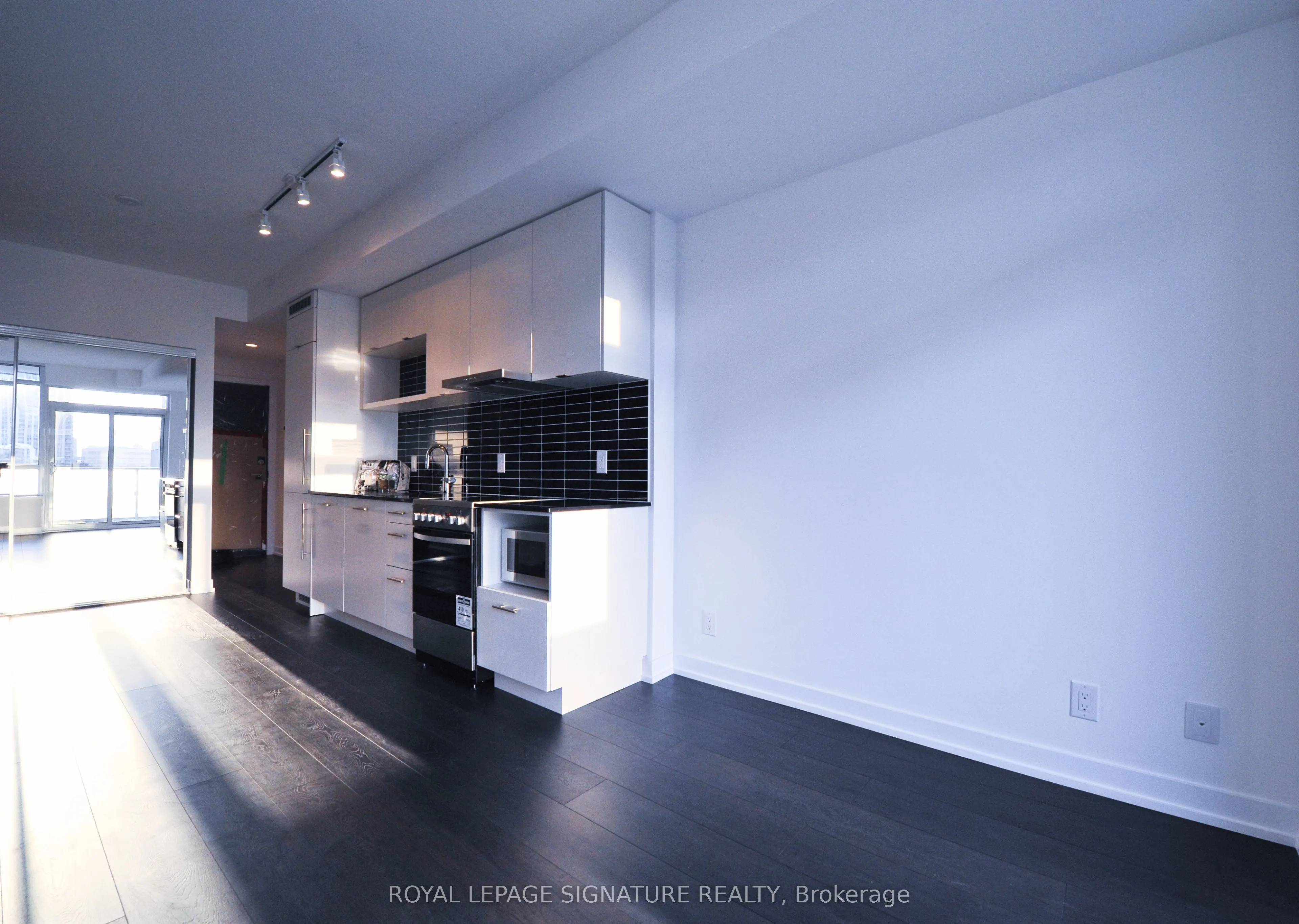 365 Church Street, #2113