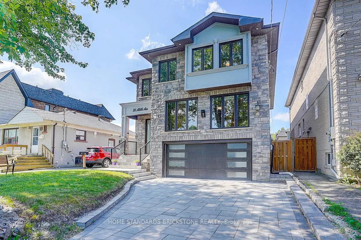 36 Abitibi Avenue N