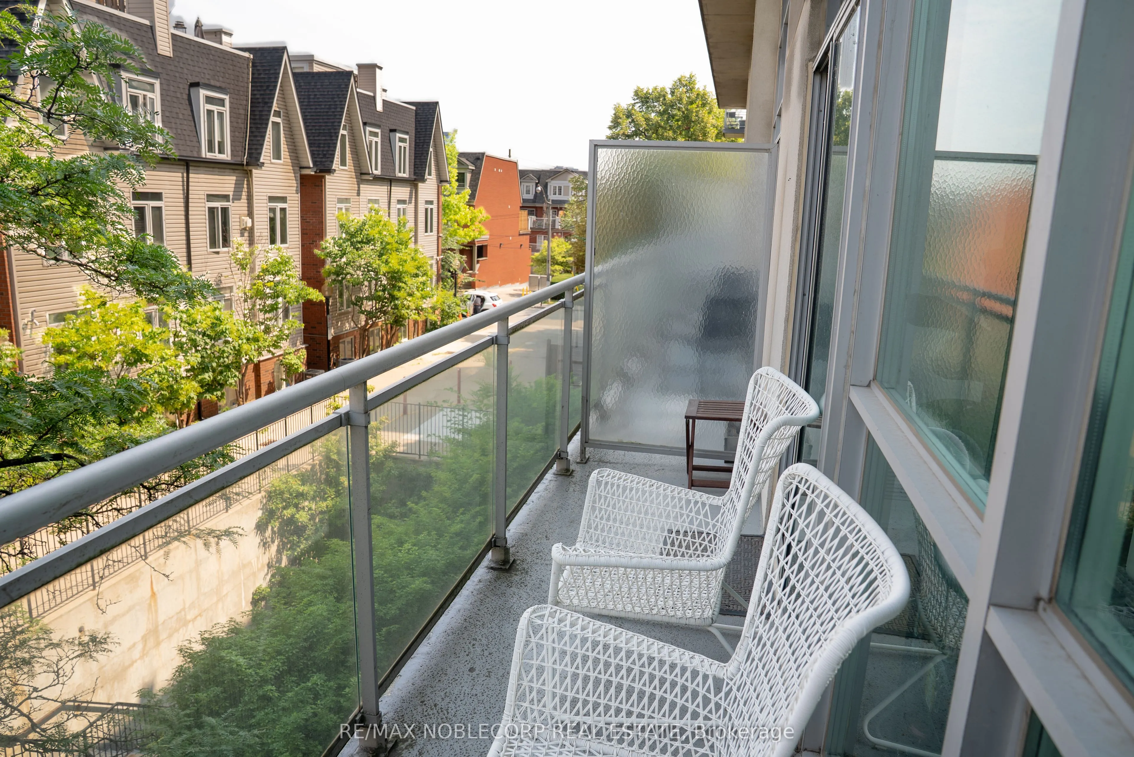 954 King Street W, #323
