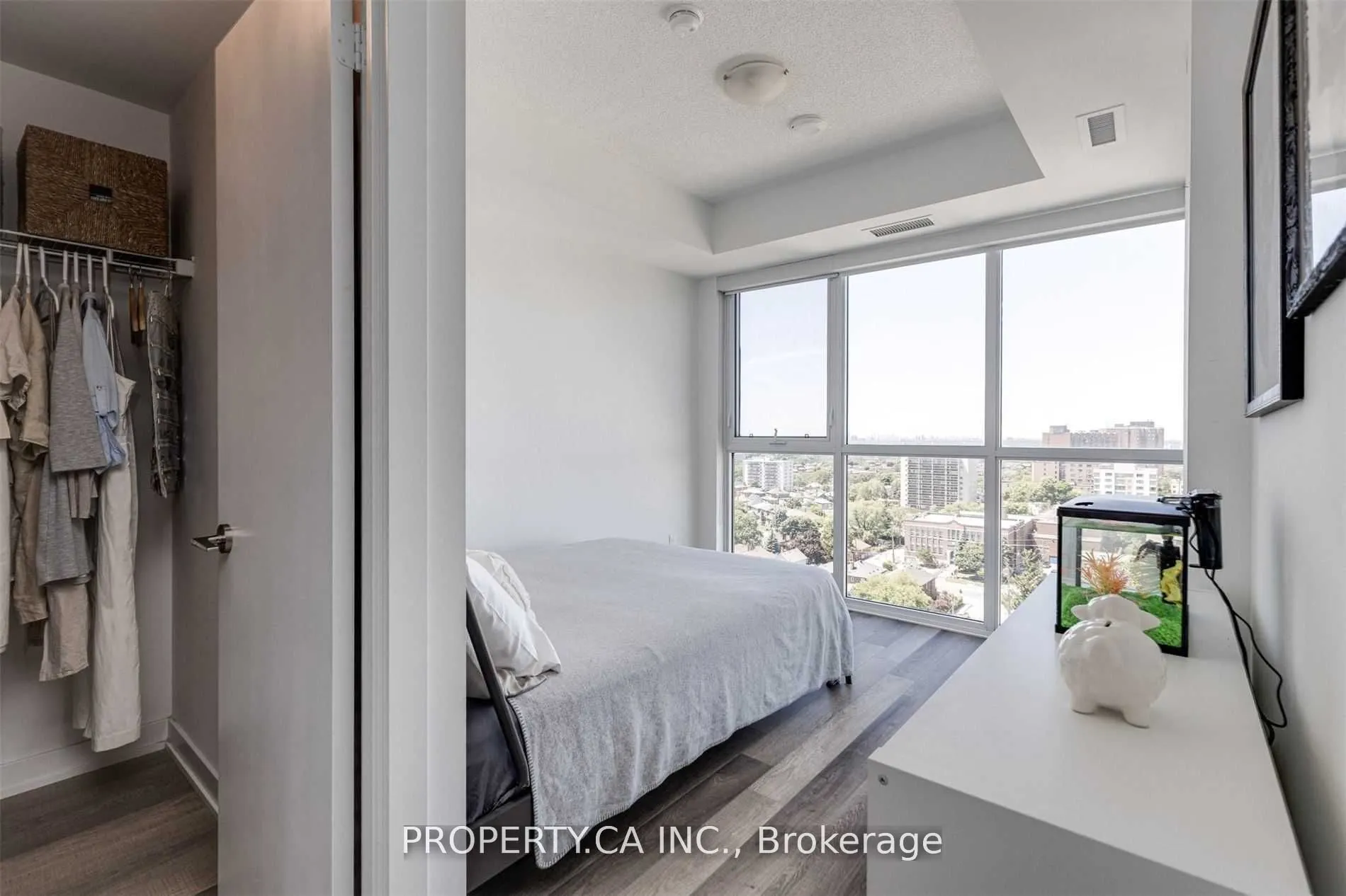 1603 Eglinton Avenue W, #1305