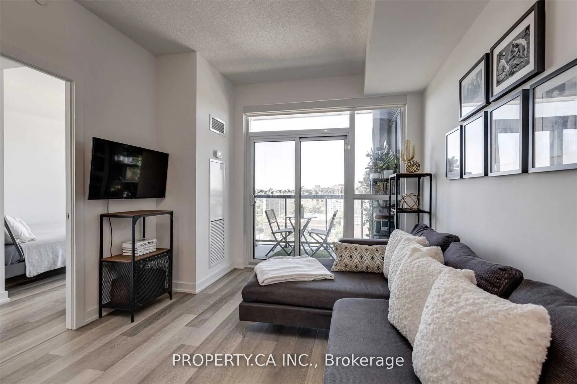 1603 Eglinton Avenue W, #1305
