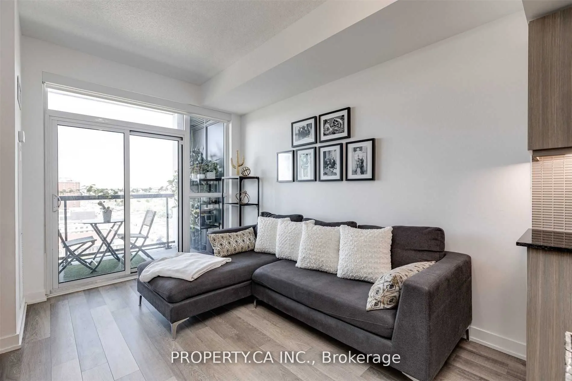 1603 Eglinton Avenue W, #1305
