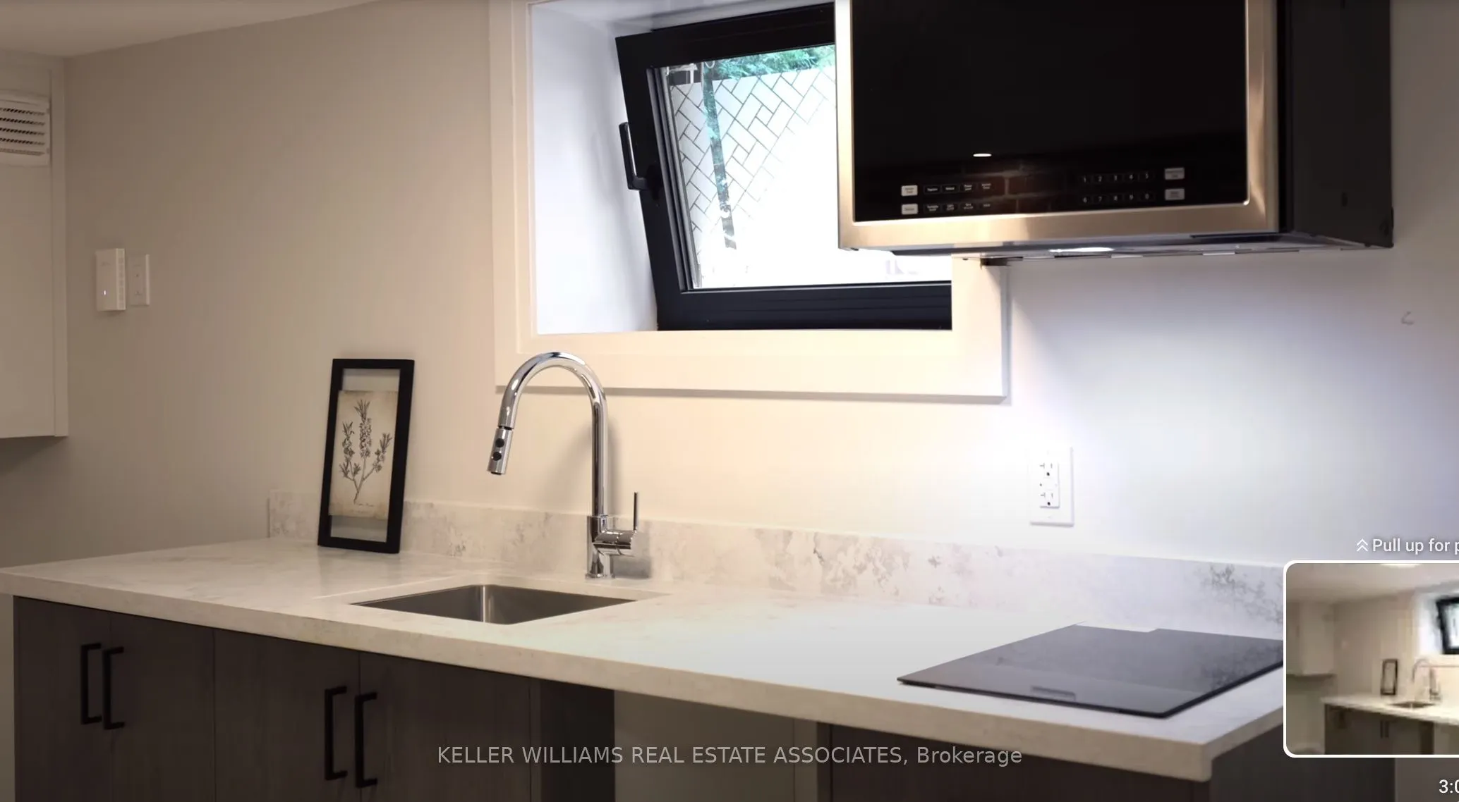 27 Glen Elm Avenue, #5