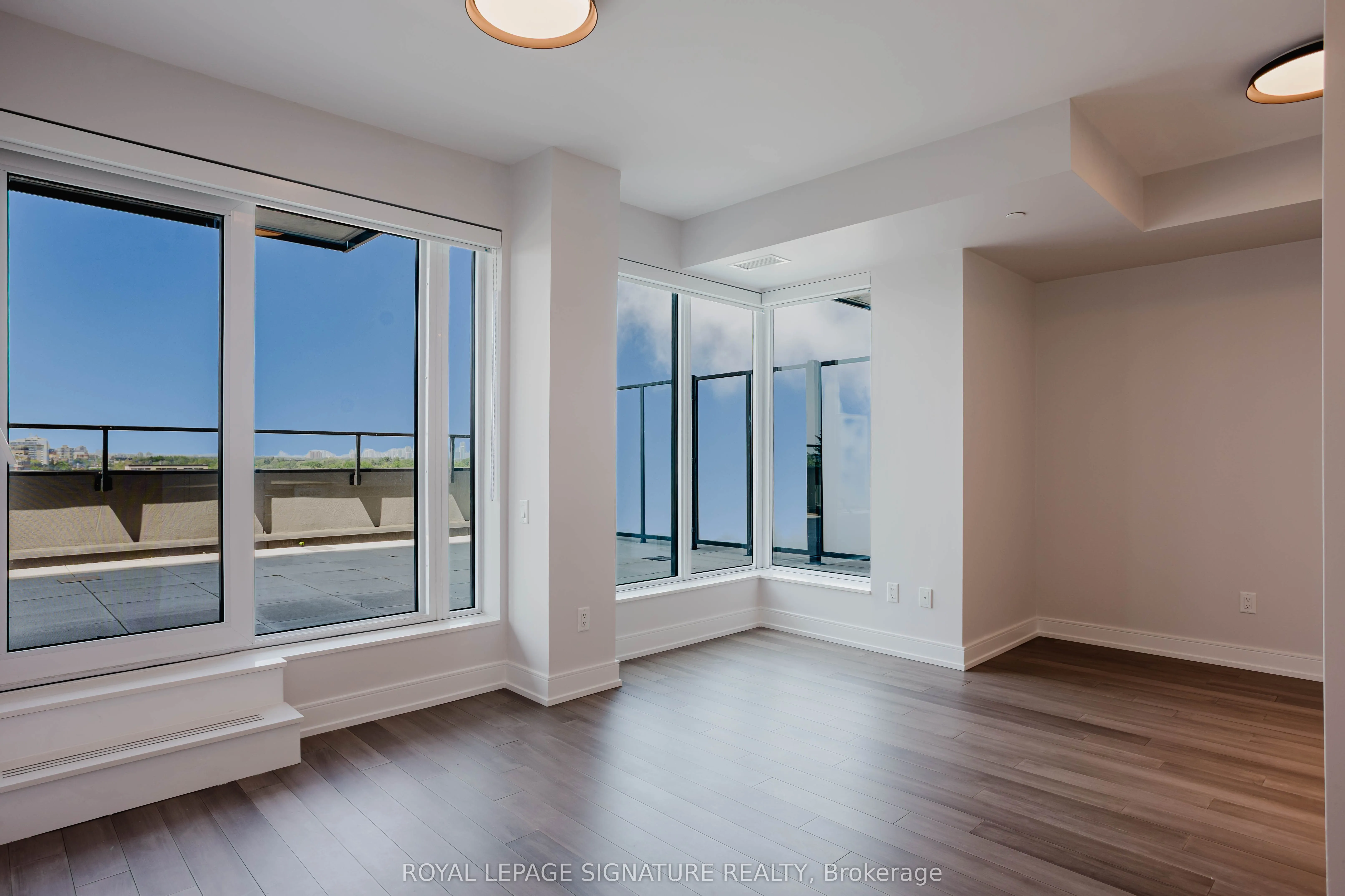 2525 Bathurst Street, #908