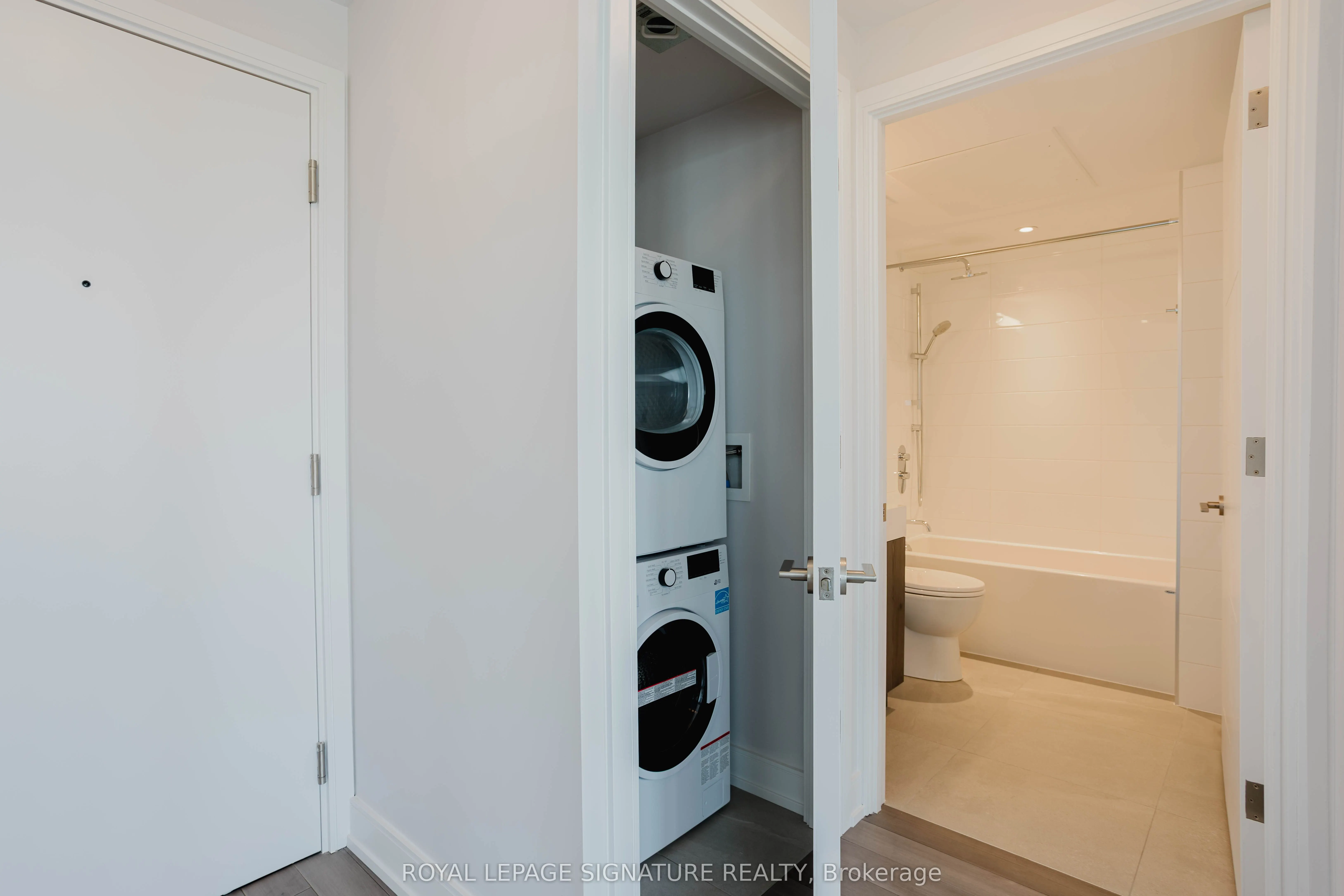 2525 Bathurst Street, #908