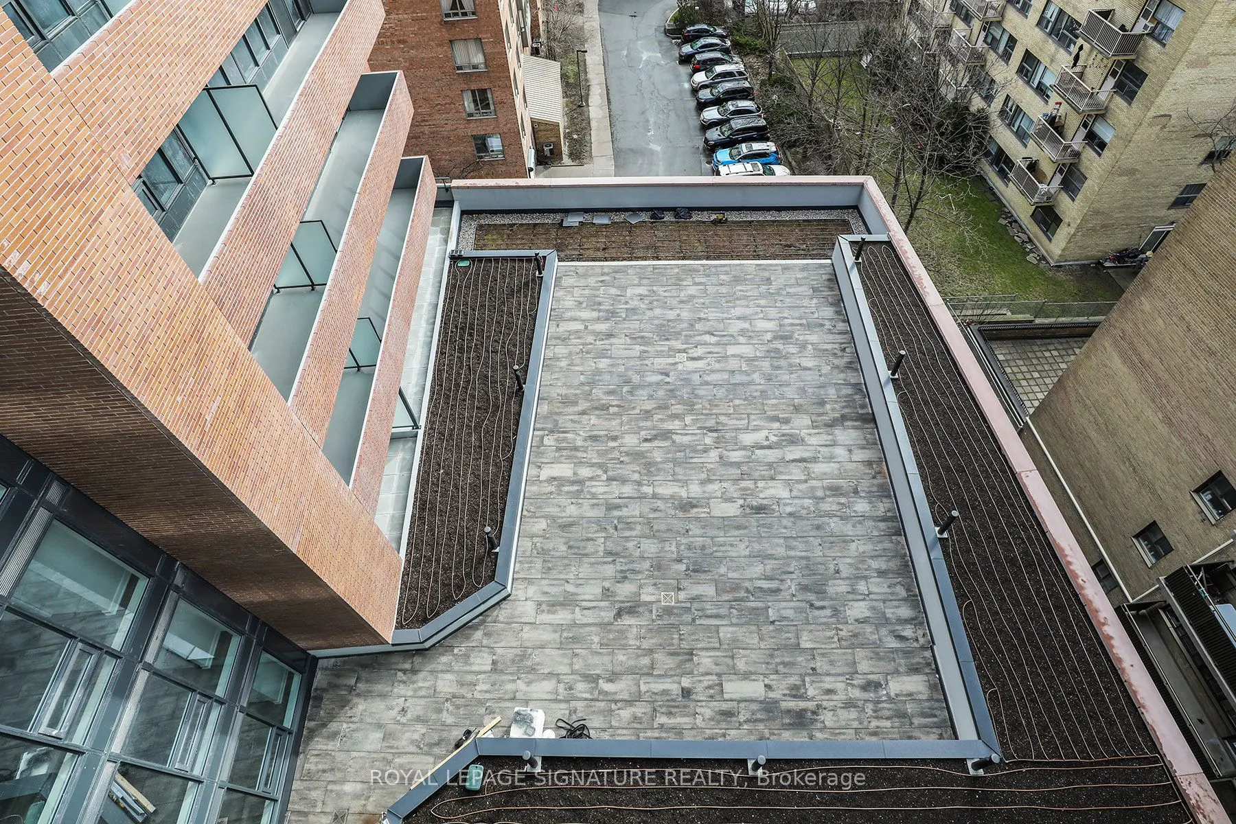 2525 Bathurst Street, #908