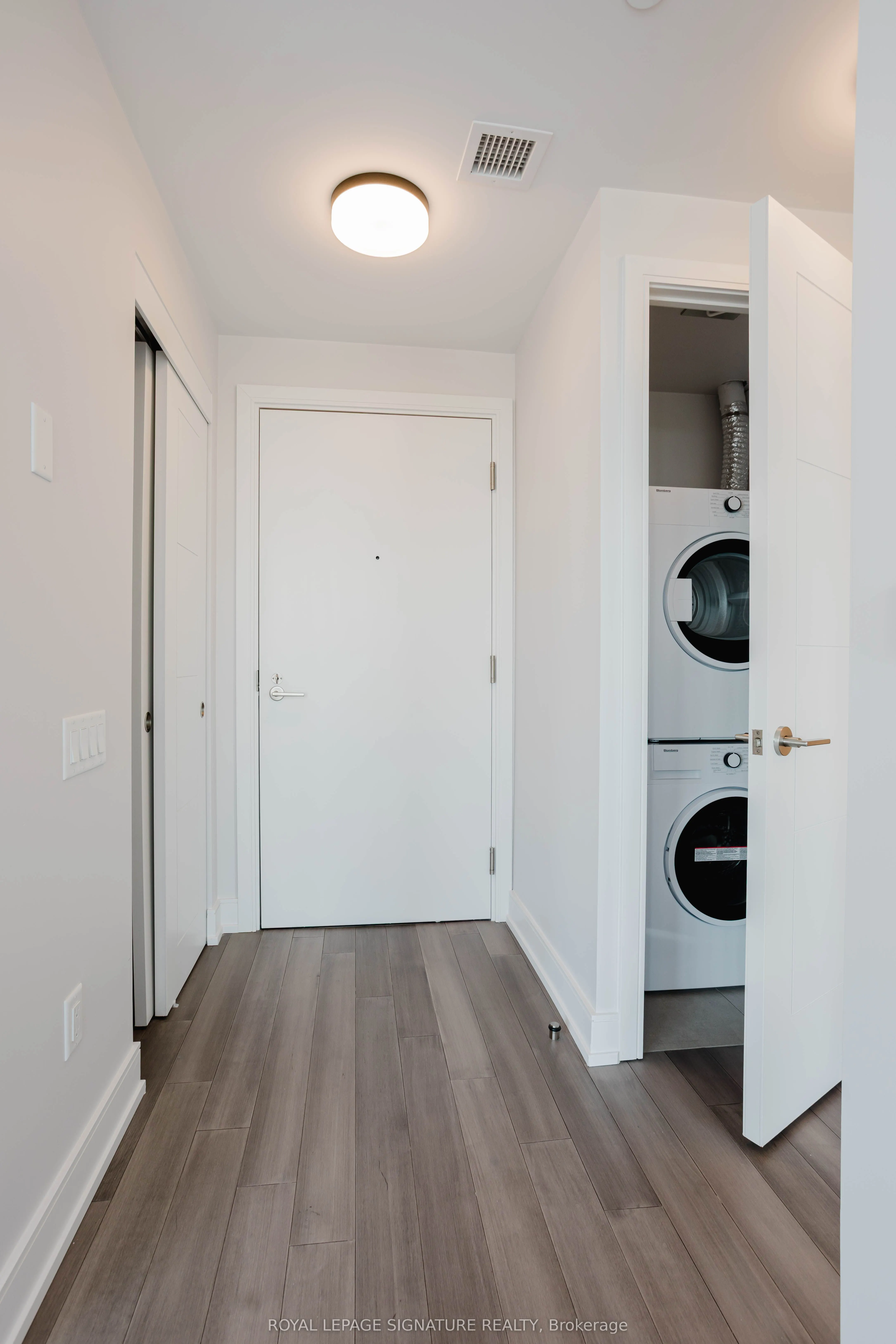 2525 Bathurst Street, #908