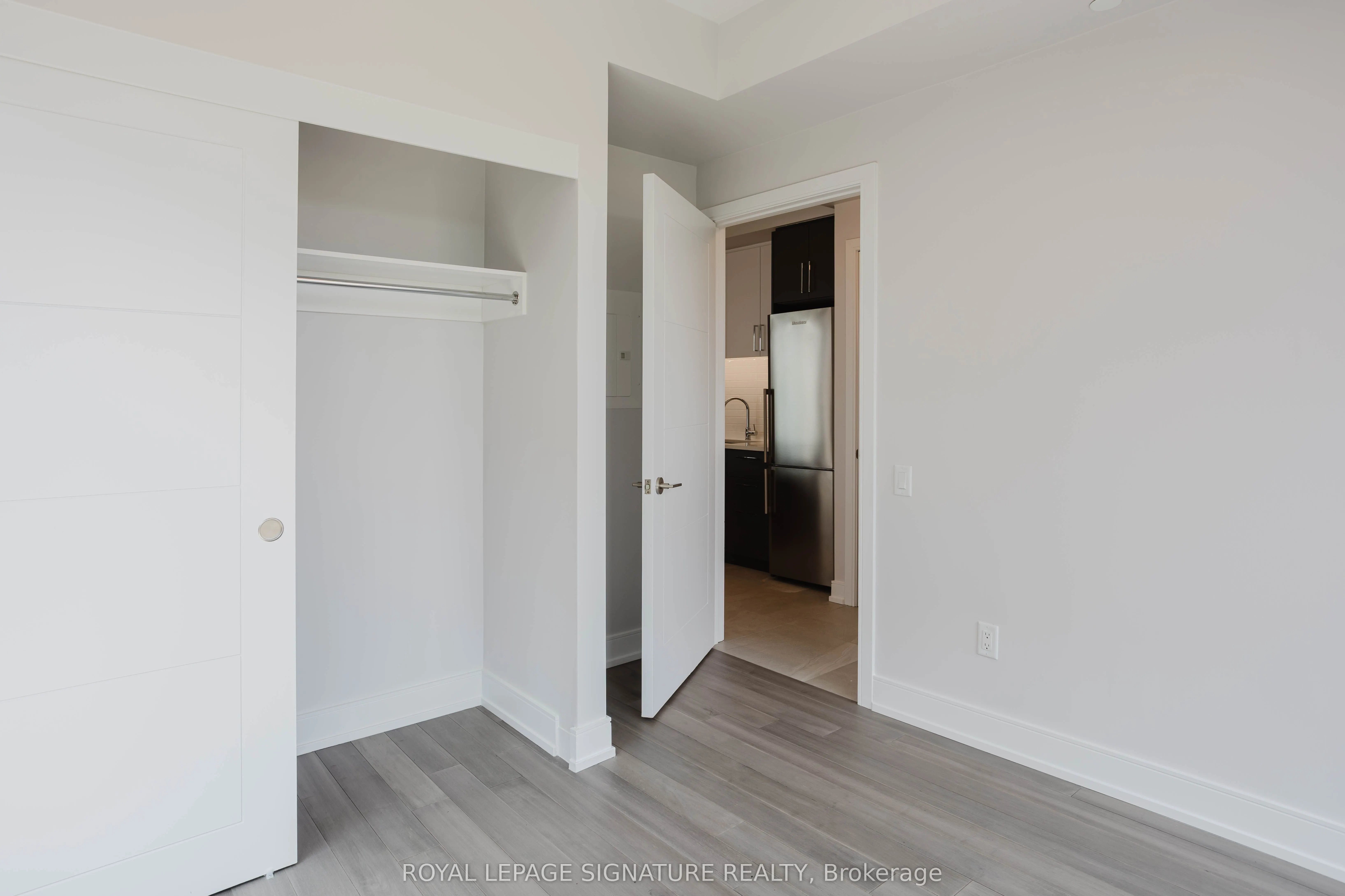 2525 Bathurst Street, #803