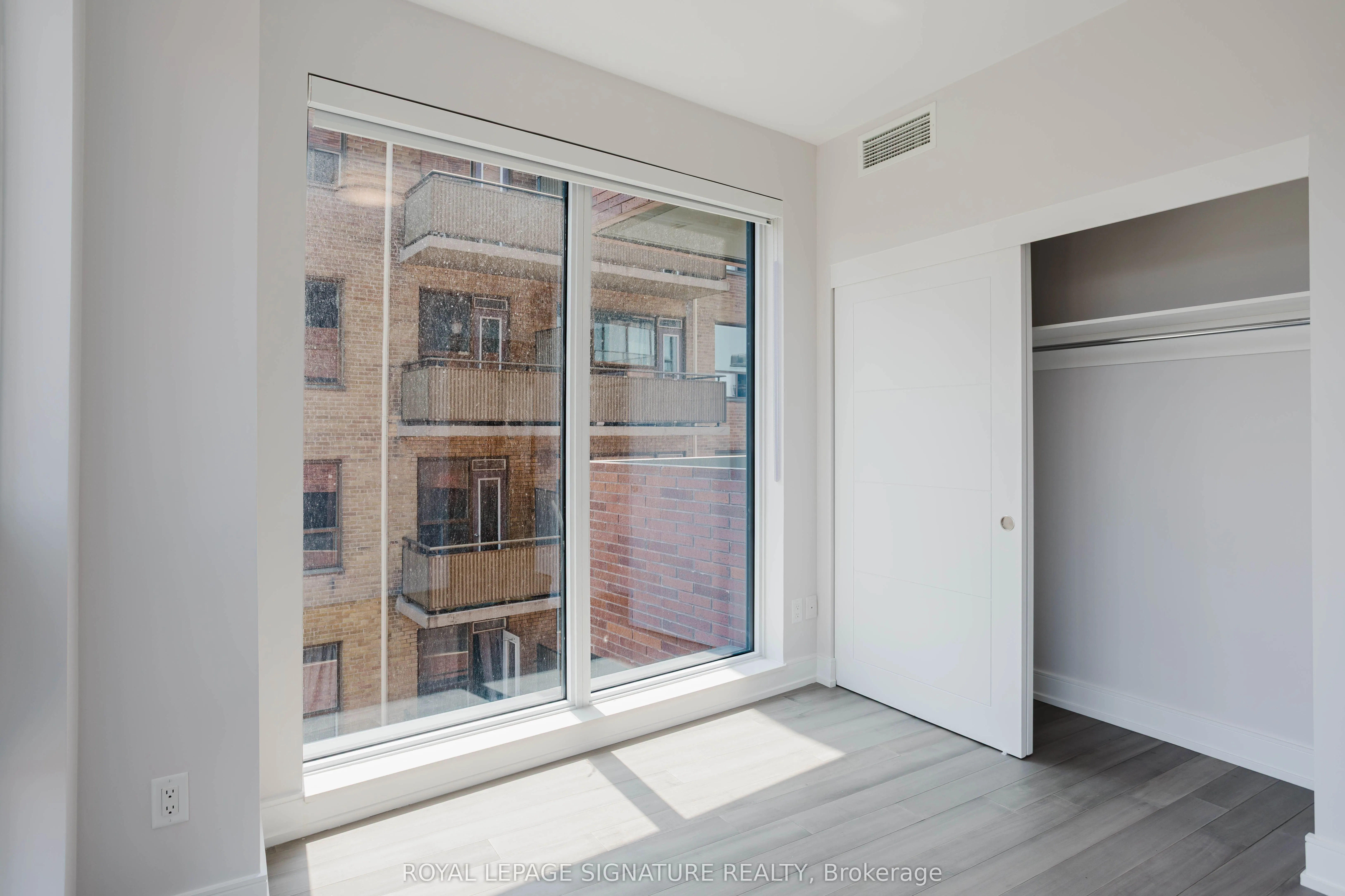 2525 Bathurst Street, #803