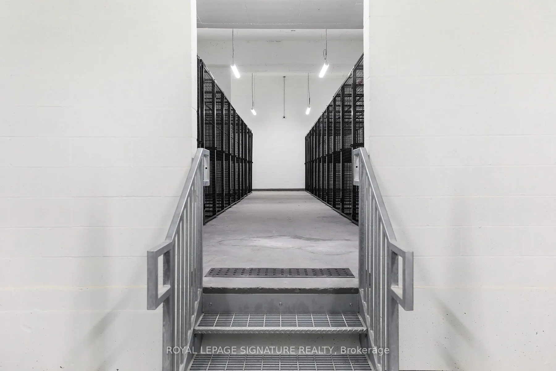 2525 Bathurst Street, #803