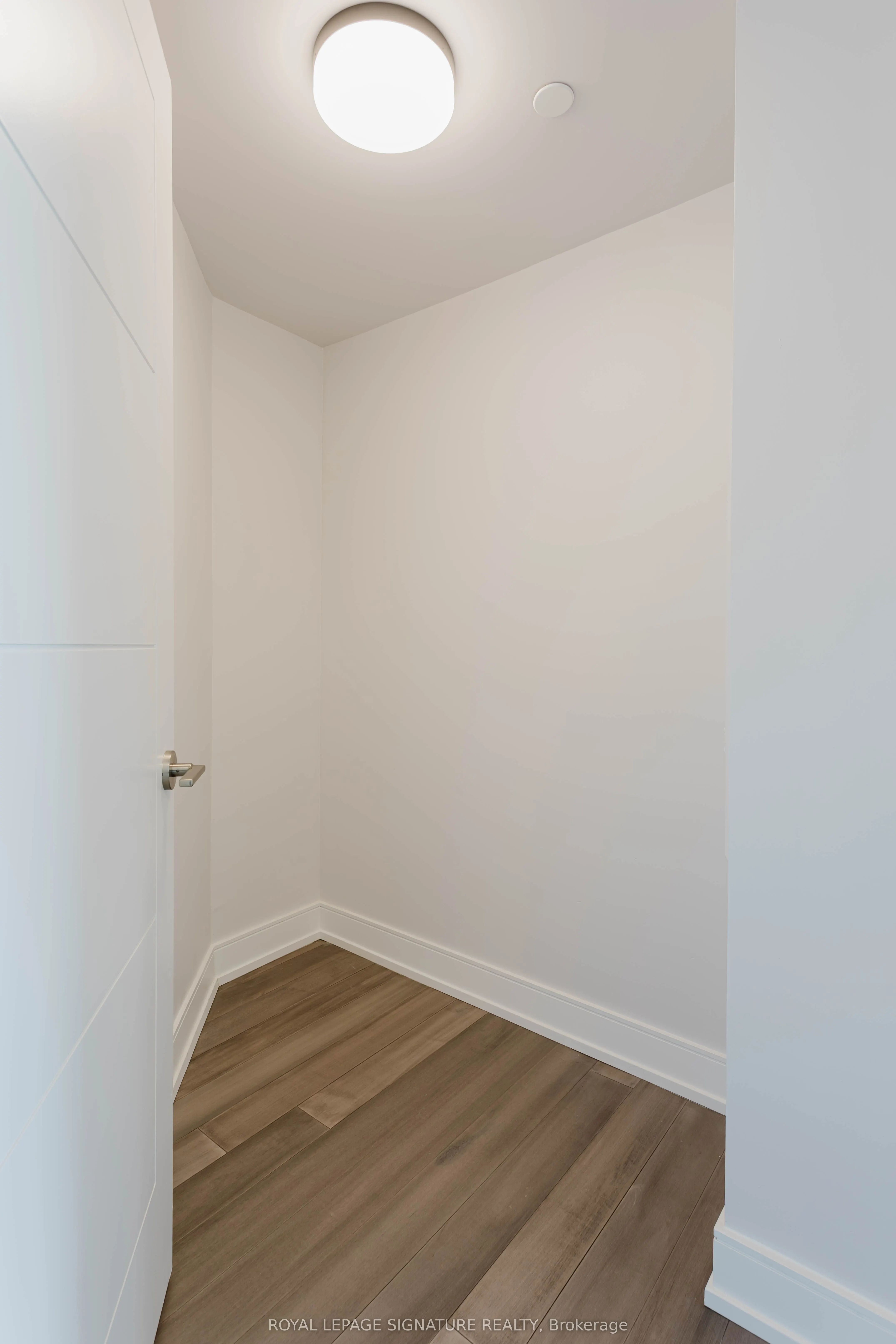 2525 Bathurst Street, #607