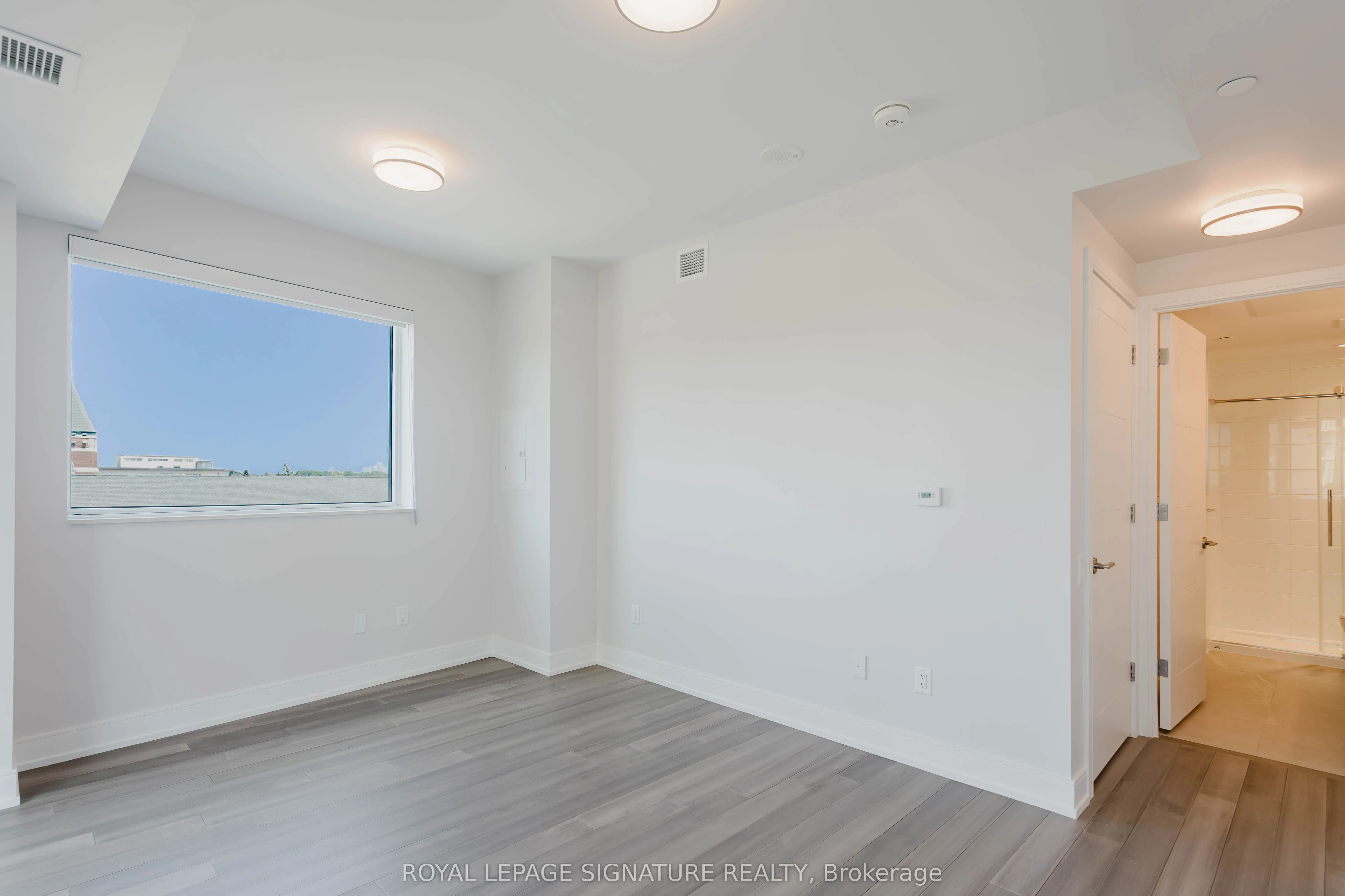 2525 Bathurst Street, #607