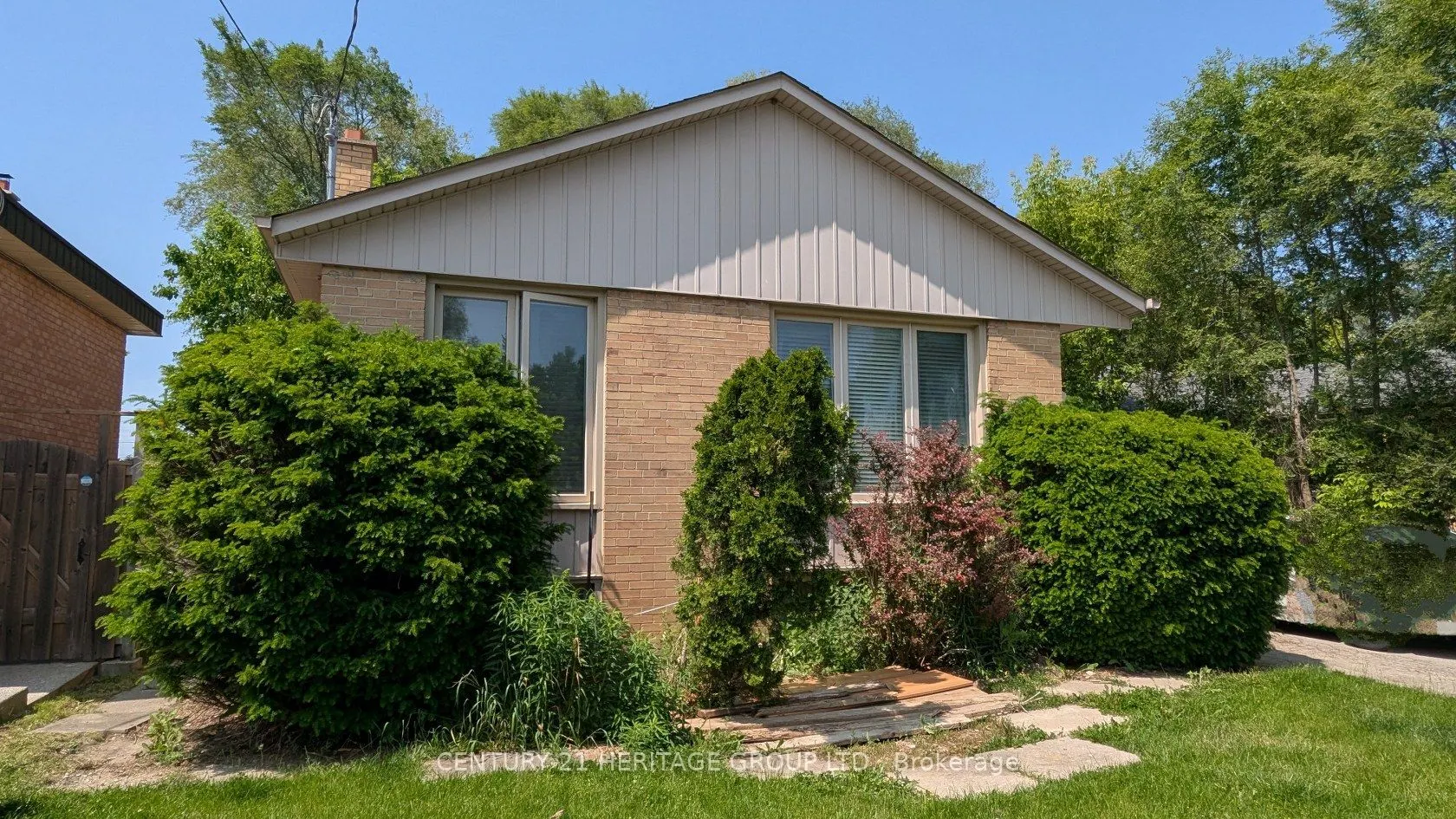 138 Waterloo Avenue, #Main