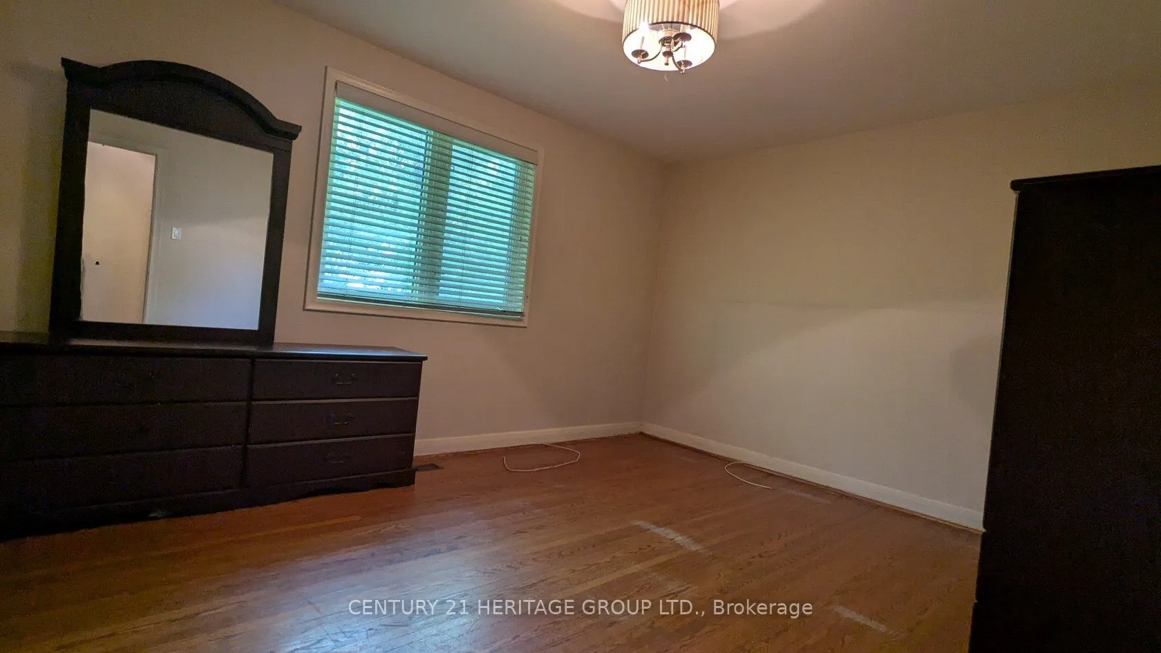 138 Waterloo Avenue, #Main