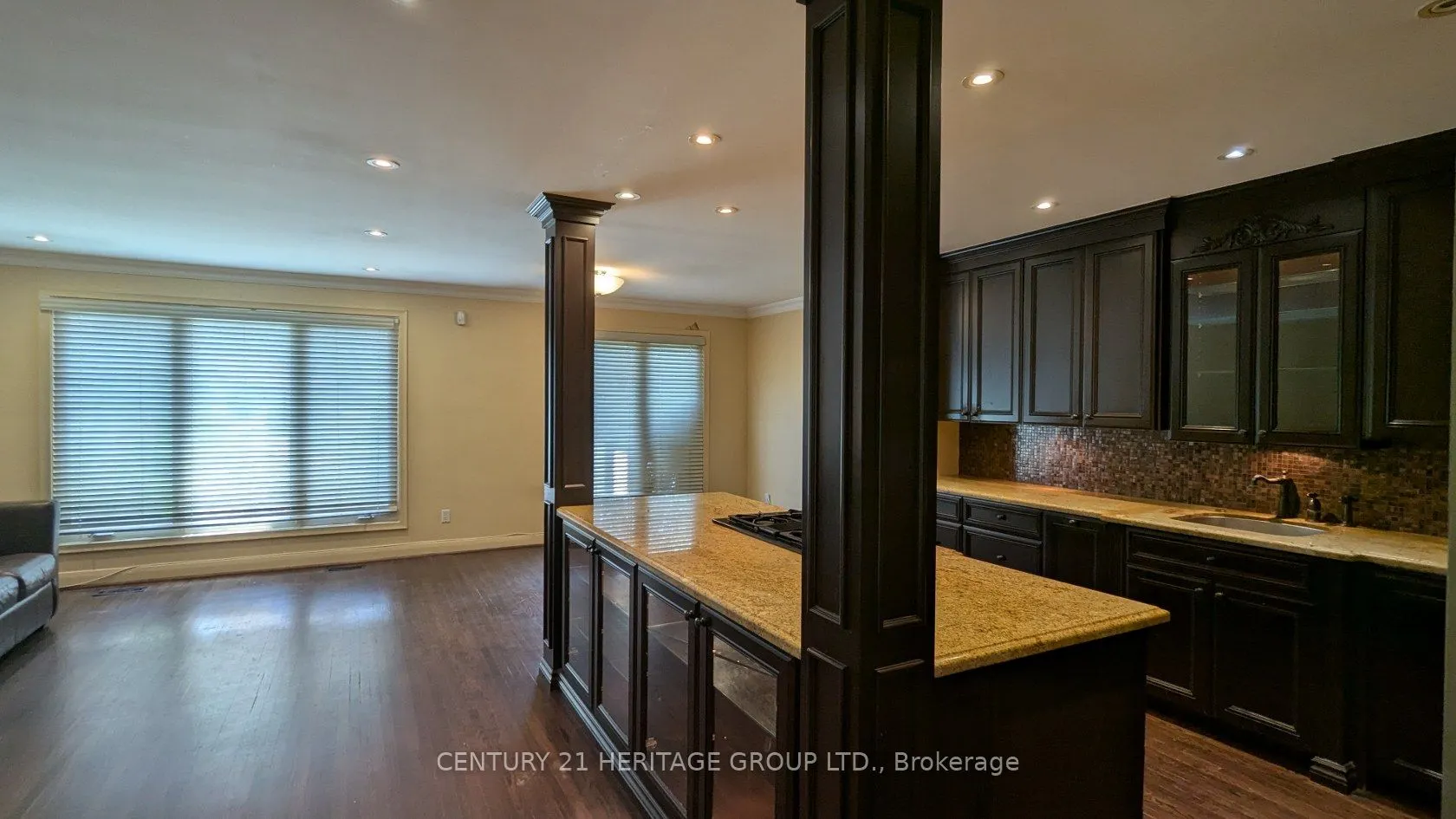 138 Waterloo Avenue, #Main