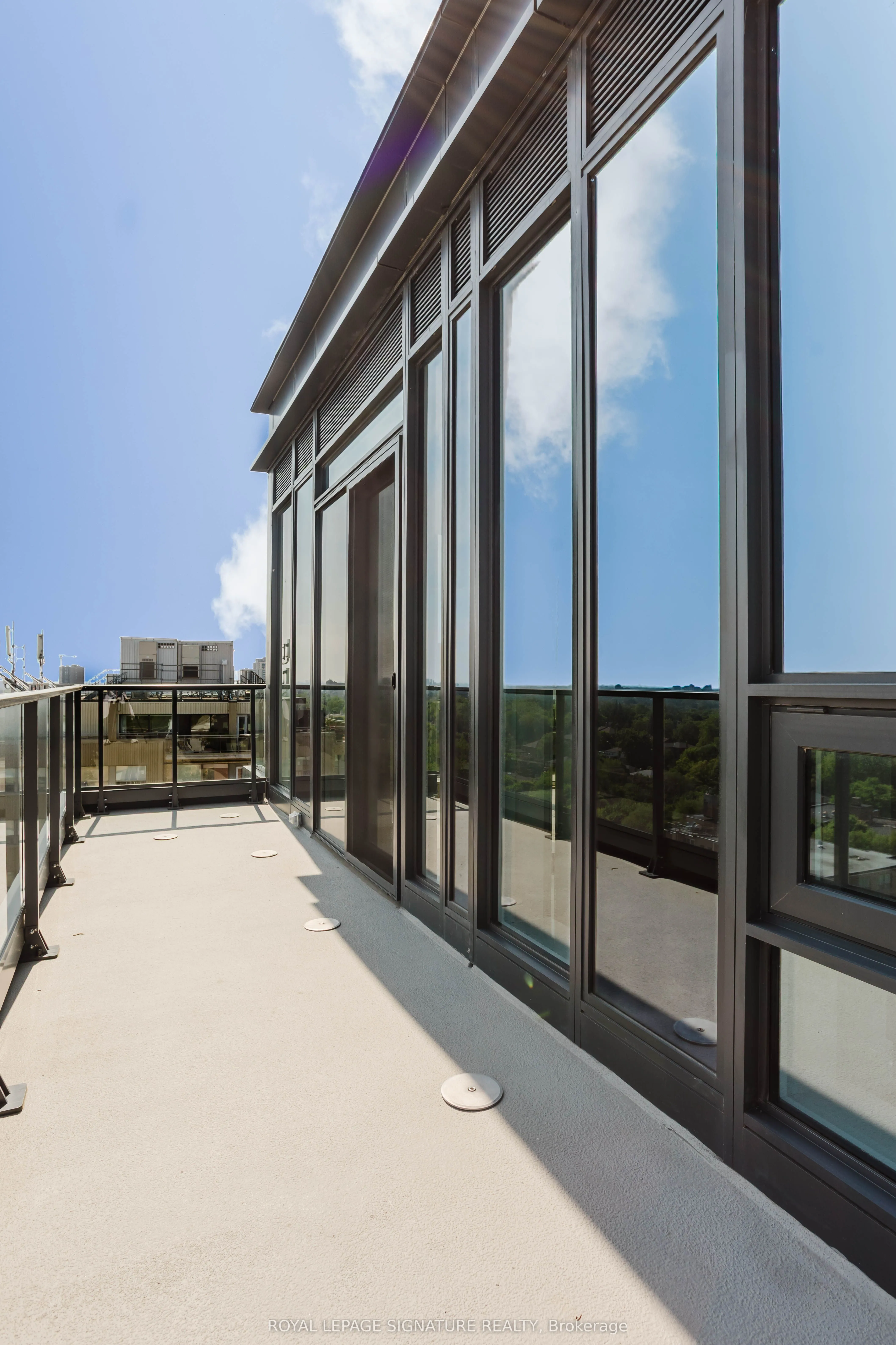 2525 Bathurst Street, #1303