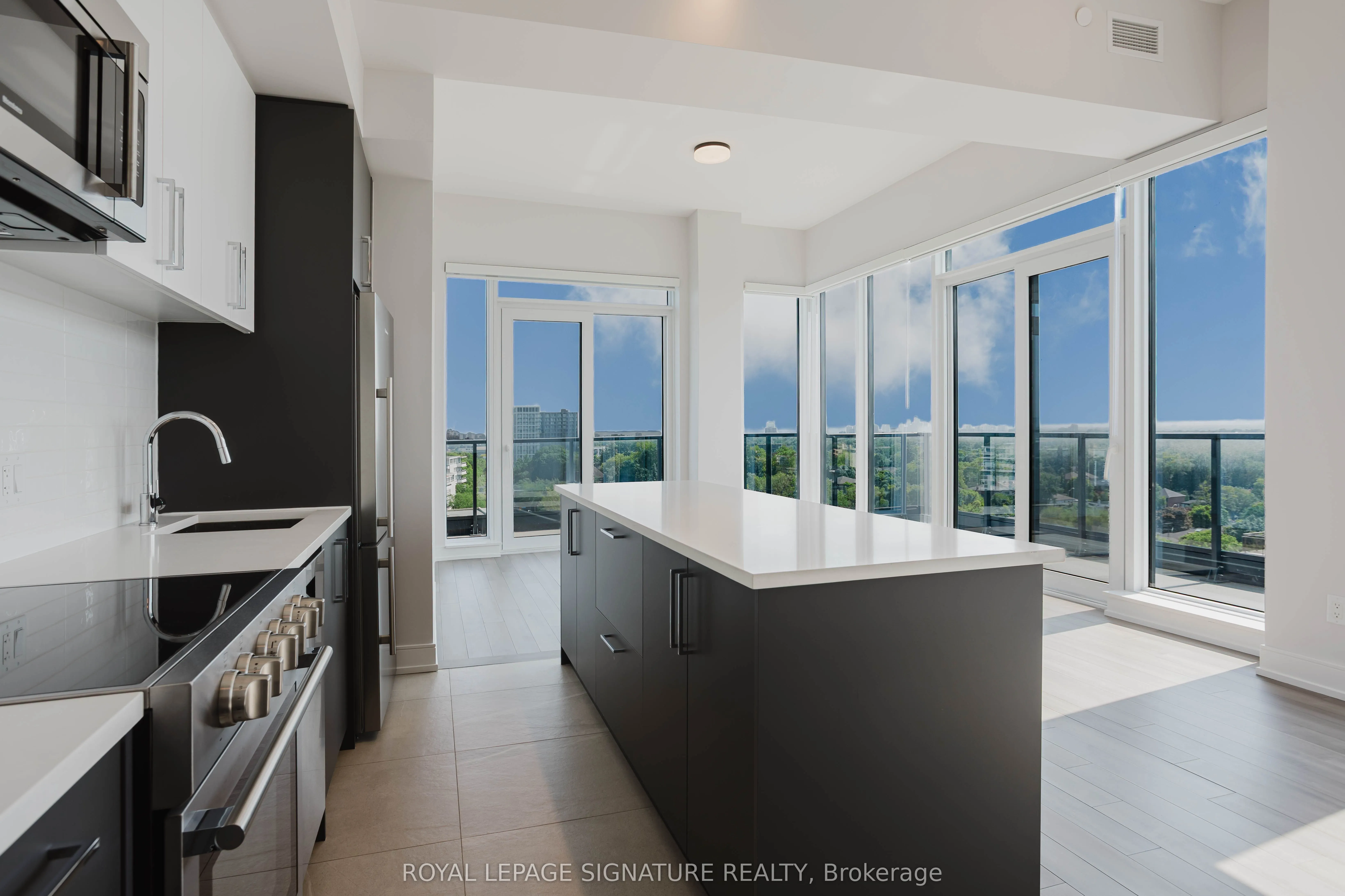 2525 Bathurst Street, #1303