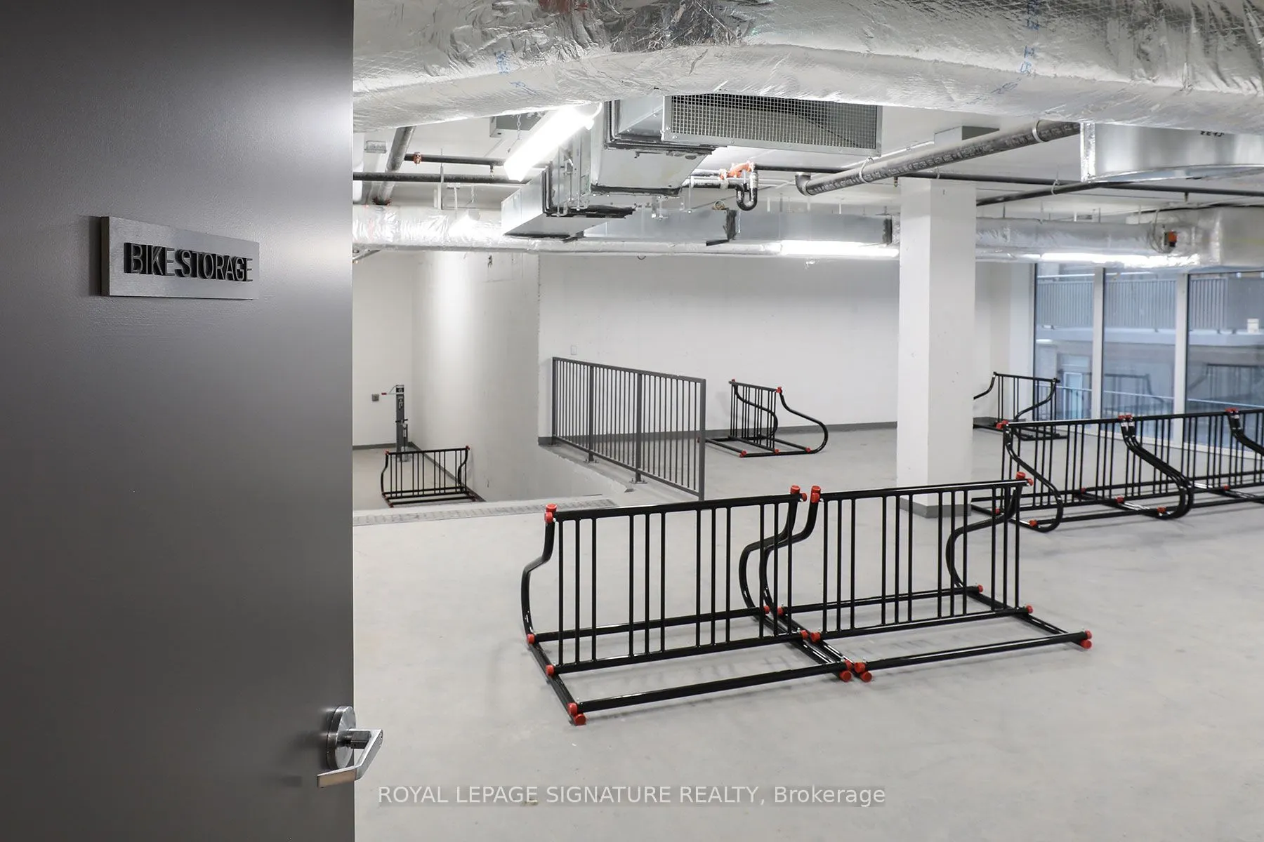 2525 Bathurst Street, #1303