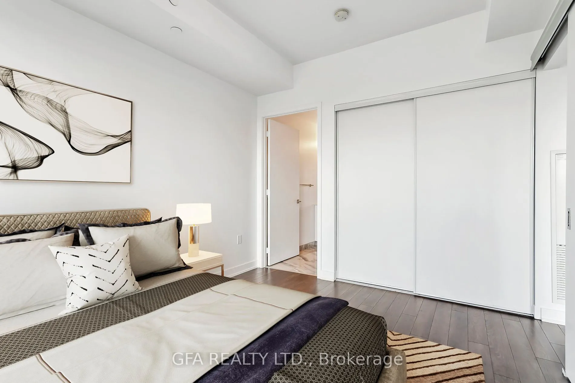 30 Ordnance Street, #807