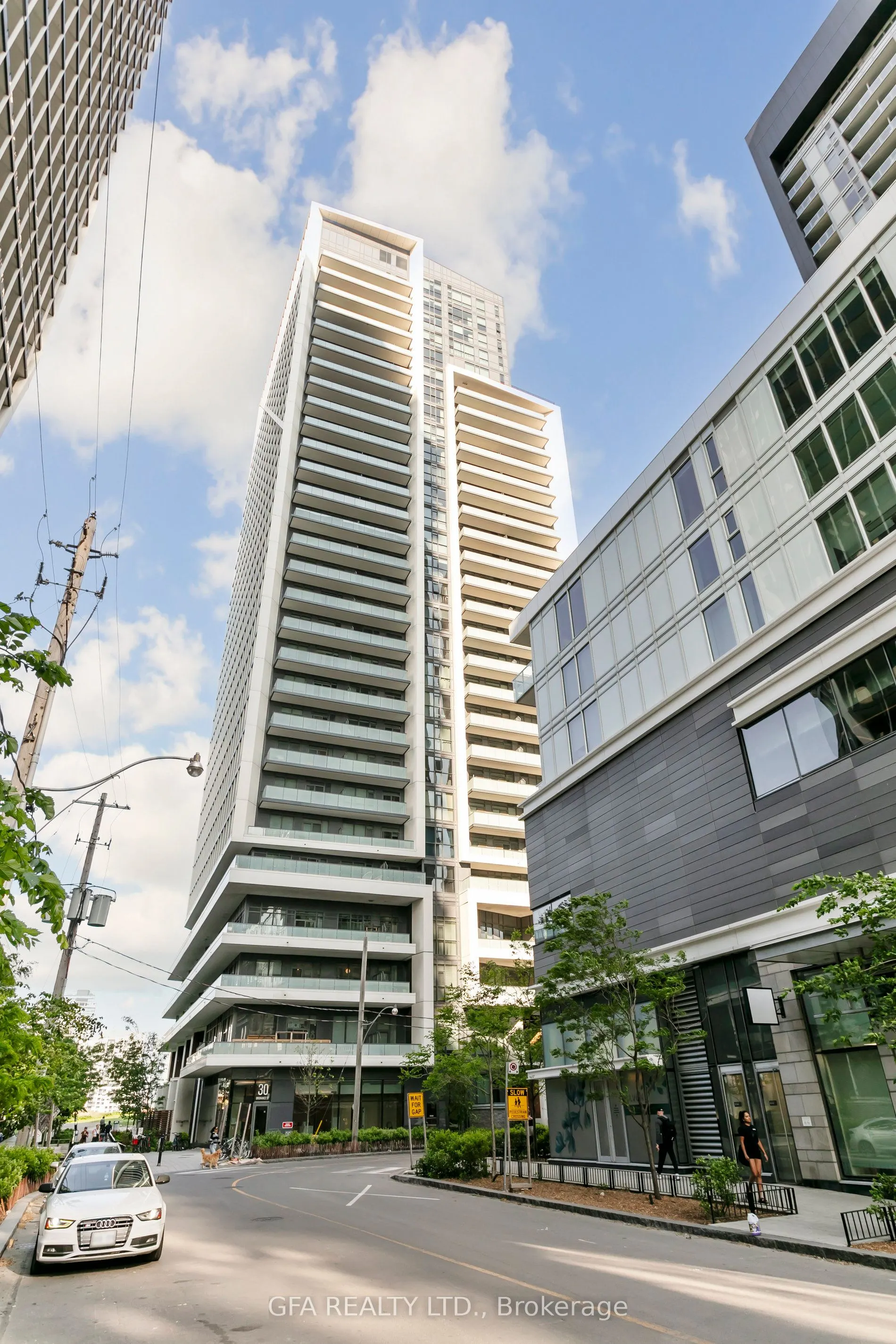 30 Ordnance Street, #807