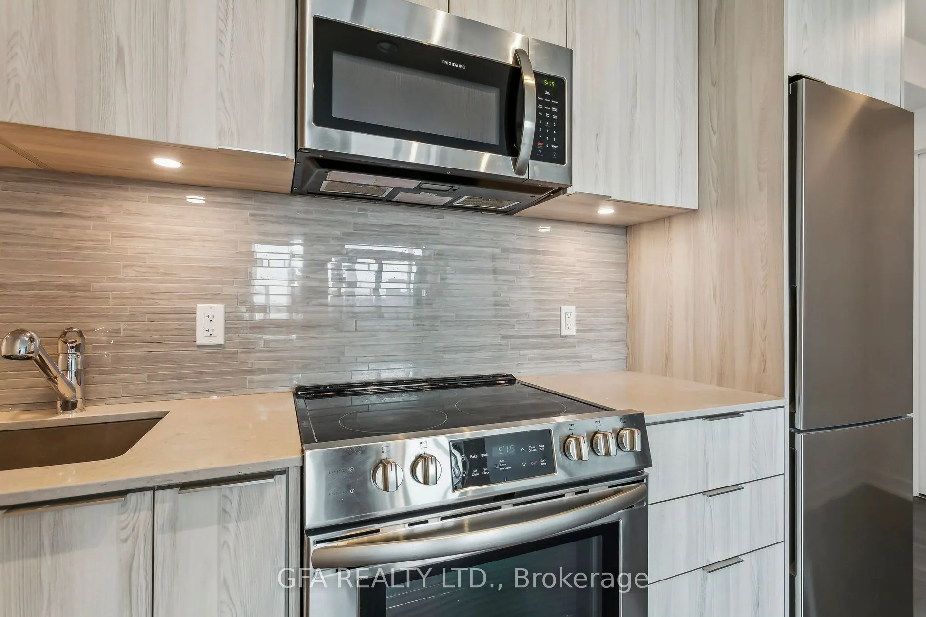 30 Ordnance Street, #807