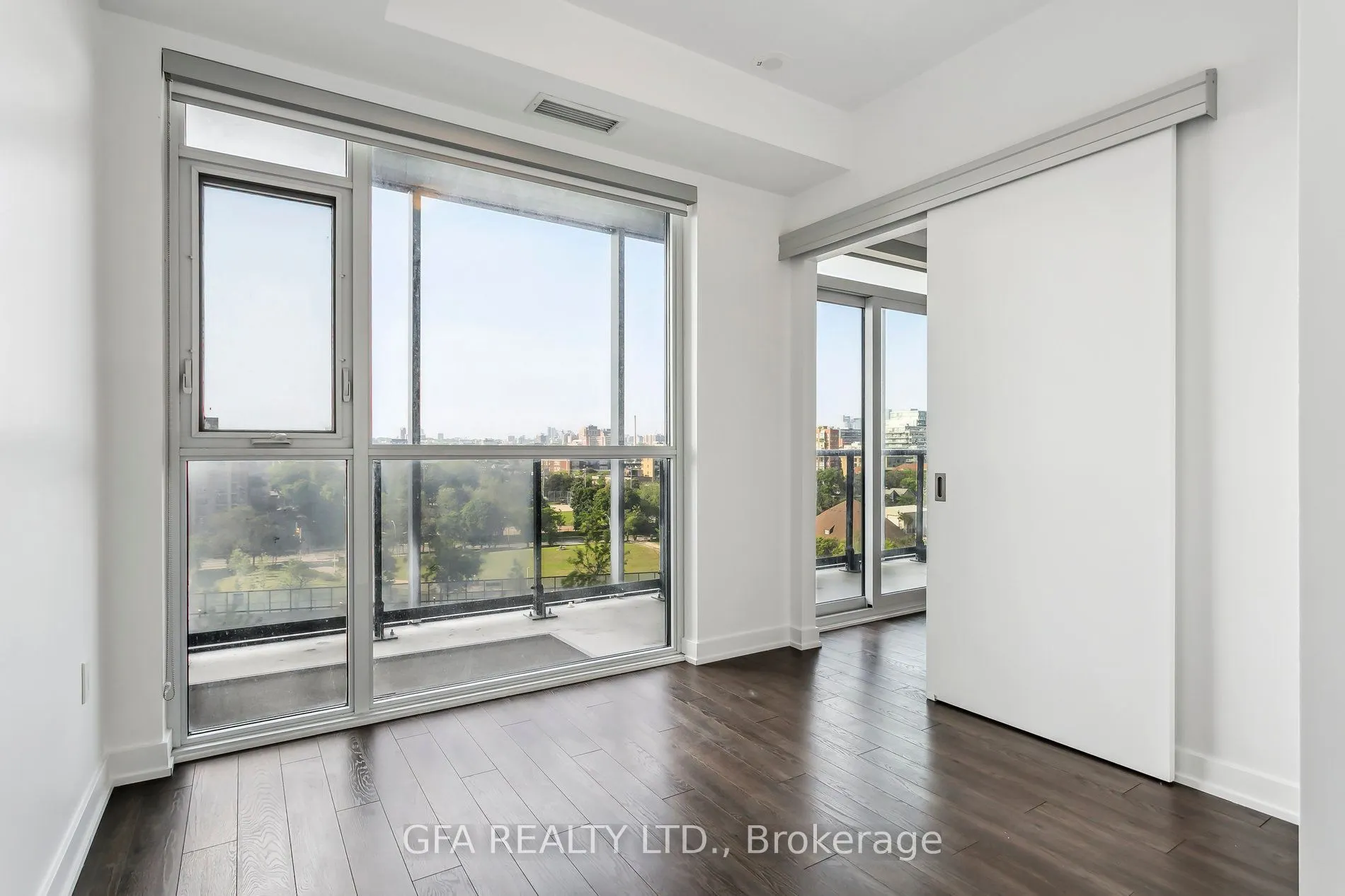 30 Ordnance Street, #807