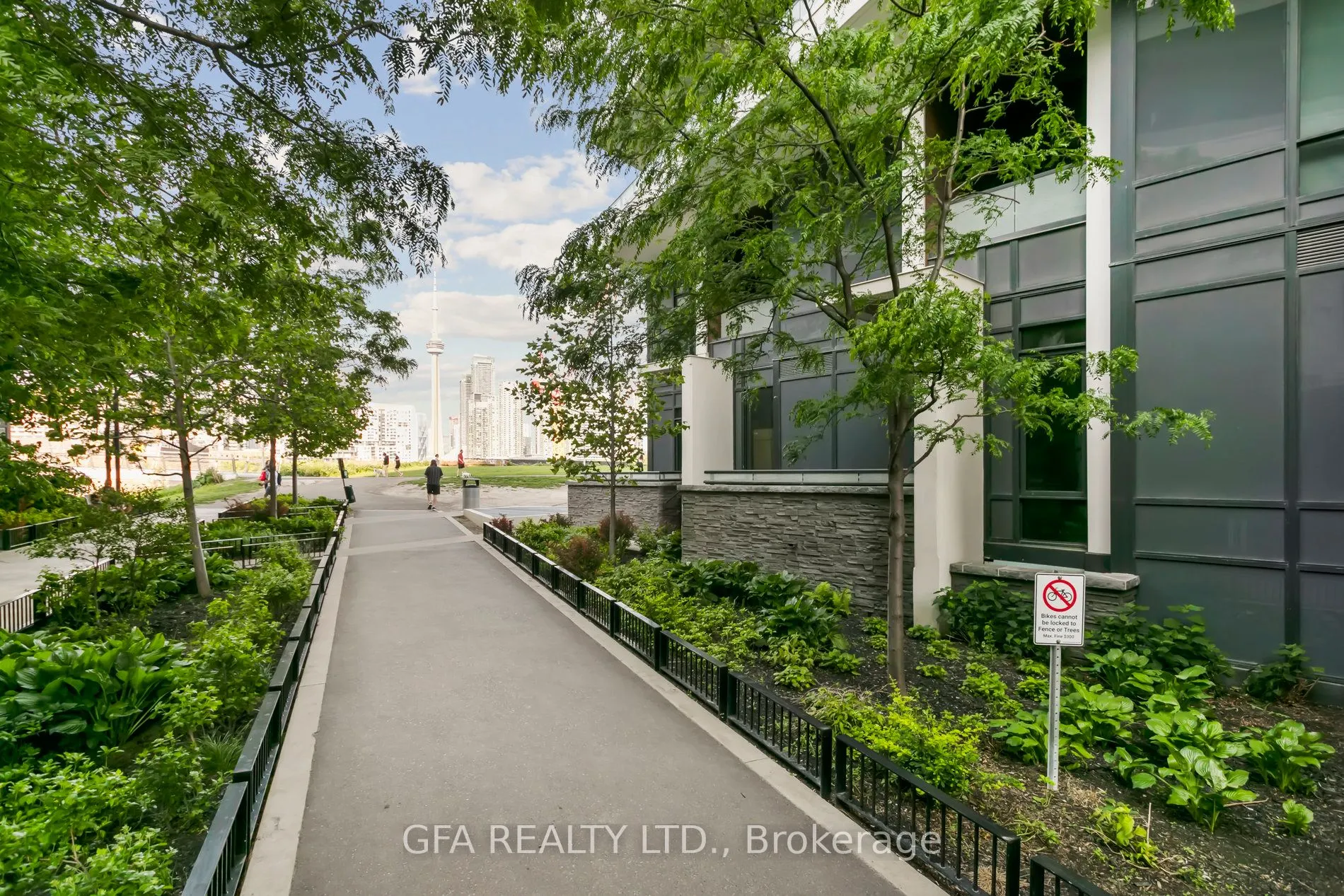 30 Ordnance Street, #807