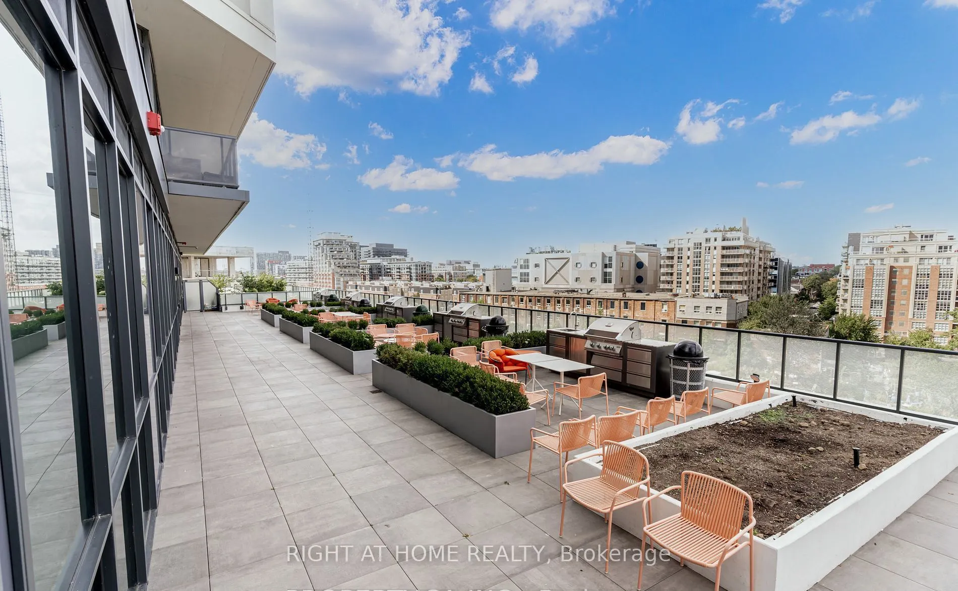50 Ordnance Street, #1302
