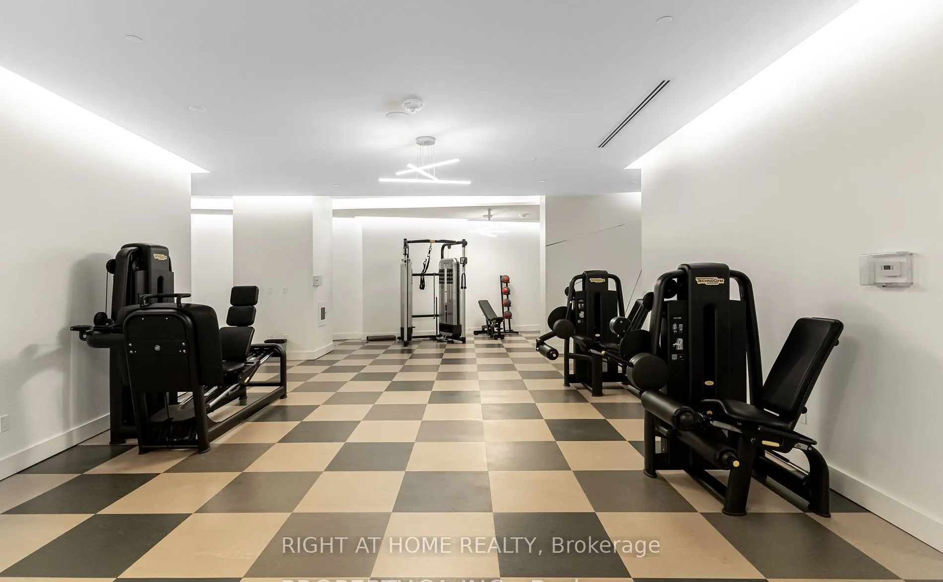 50 Ordnance Street, #1302