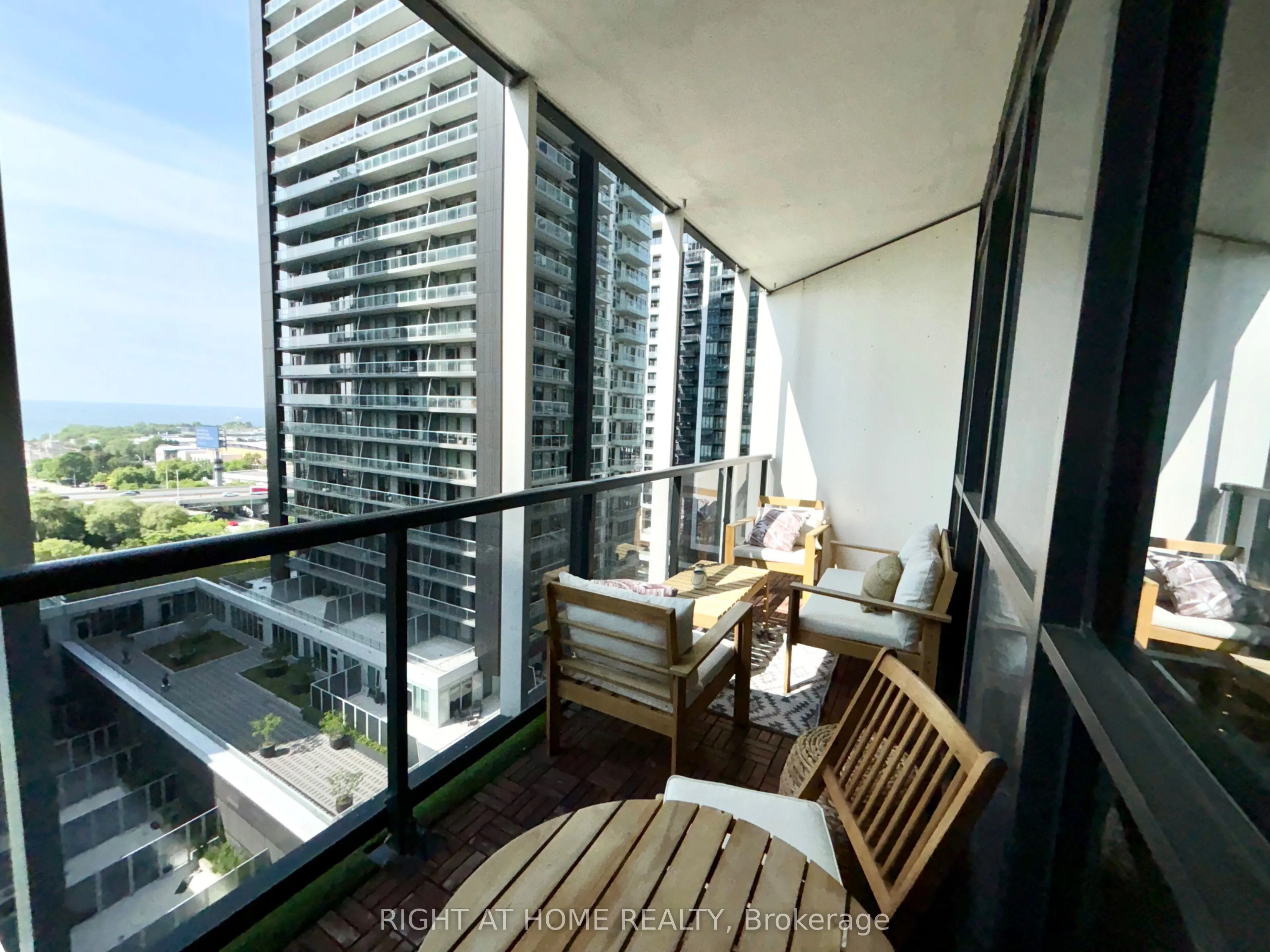 50 Ordnance Street, #1302