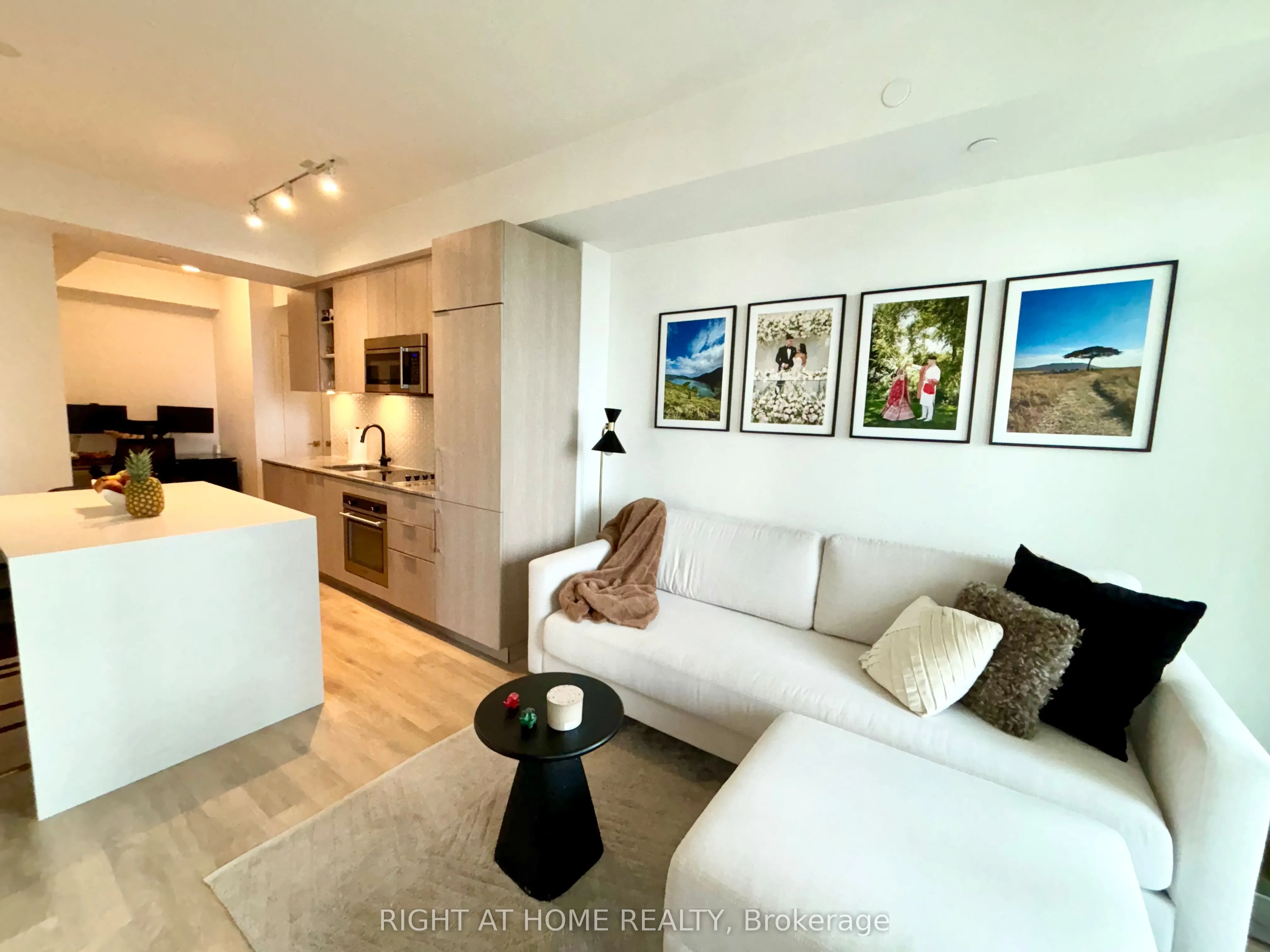 50 Ordnance Street, #1302